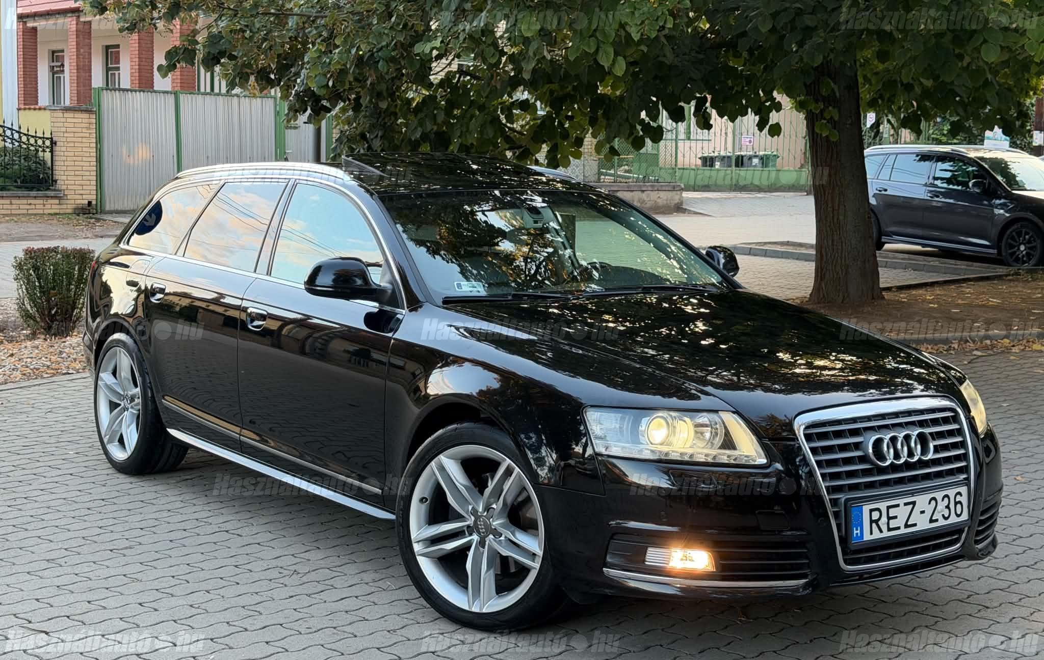 AUDI A6 2009/10 - 1
