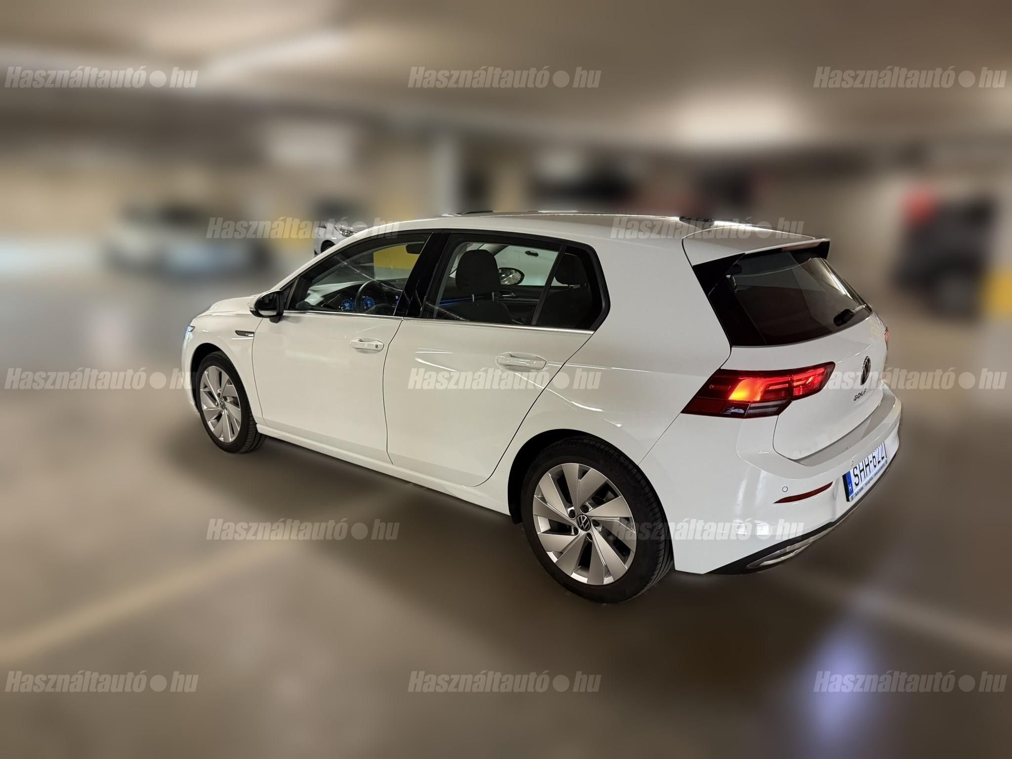 VOLKSWAGEN GOLF VIII 2020/8 - 1