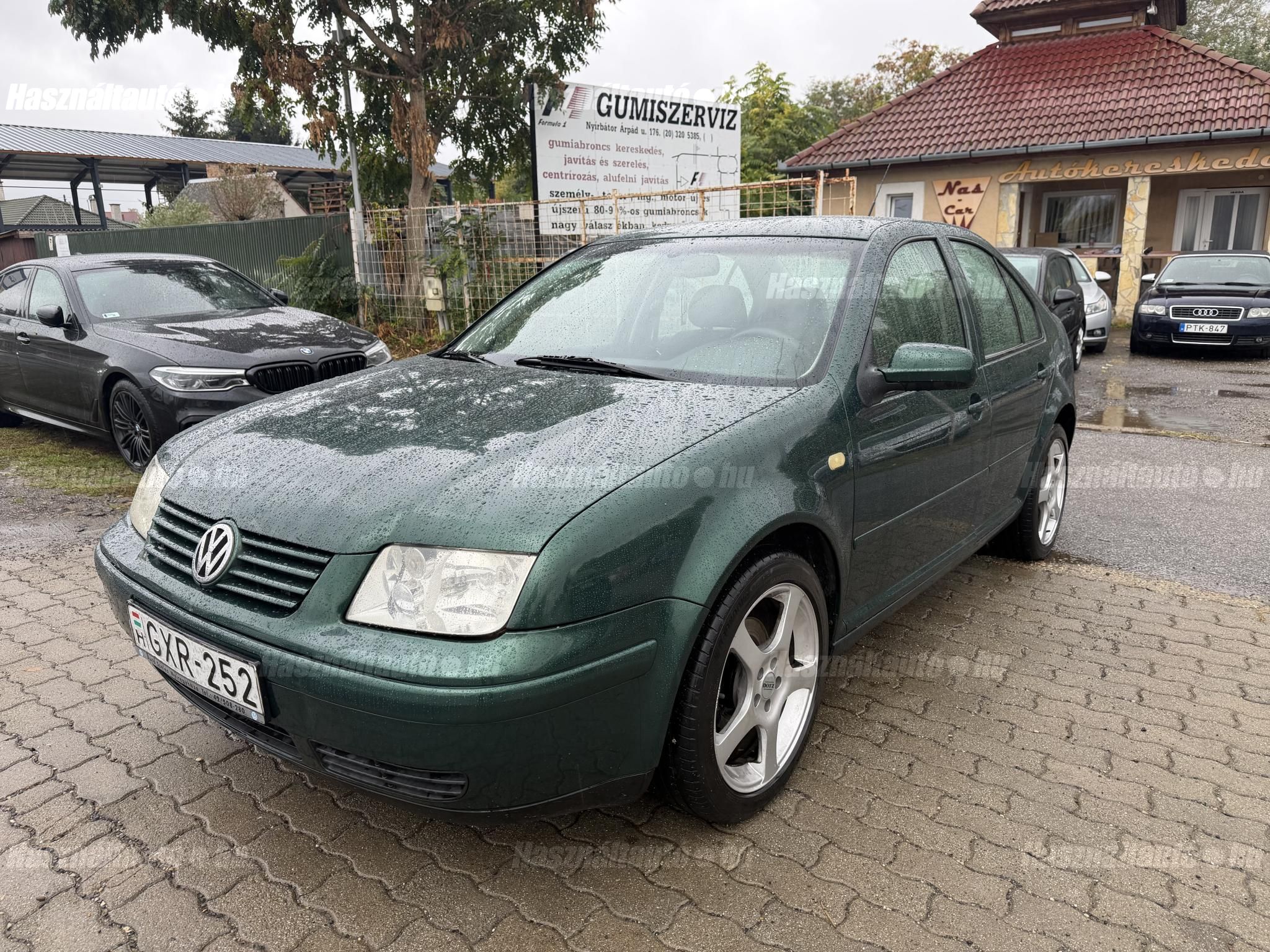 VOLKSWAGEN BORA 1999/6 - 1