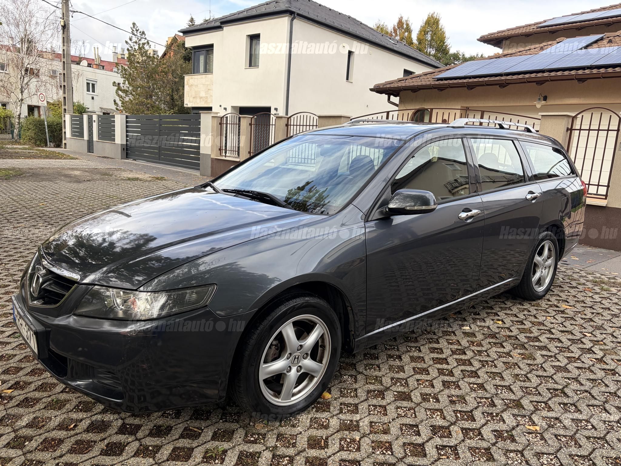 HONDA ACCORD 2003/6 - 1