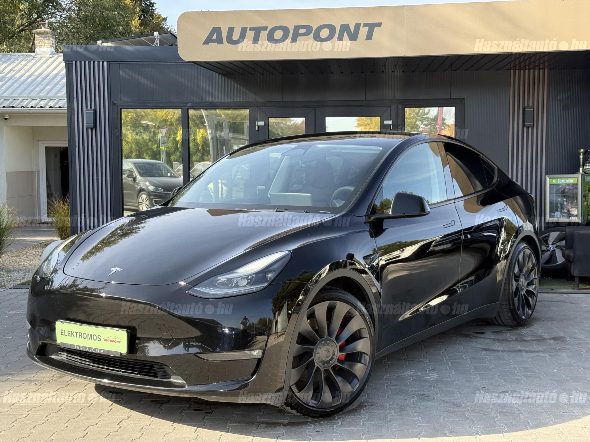 TESLA MODEL Y 2022/6 - 1