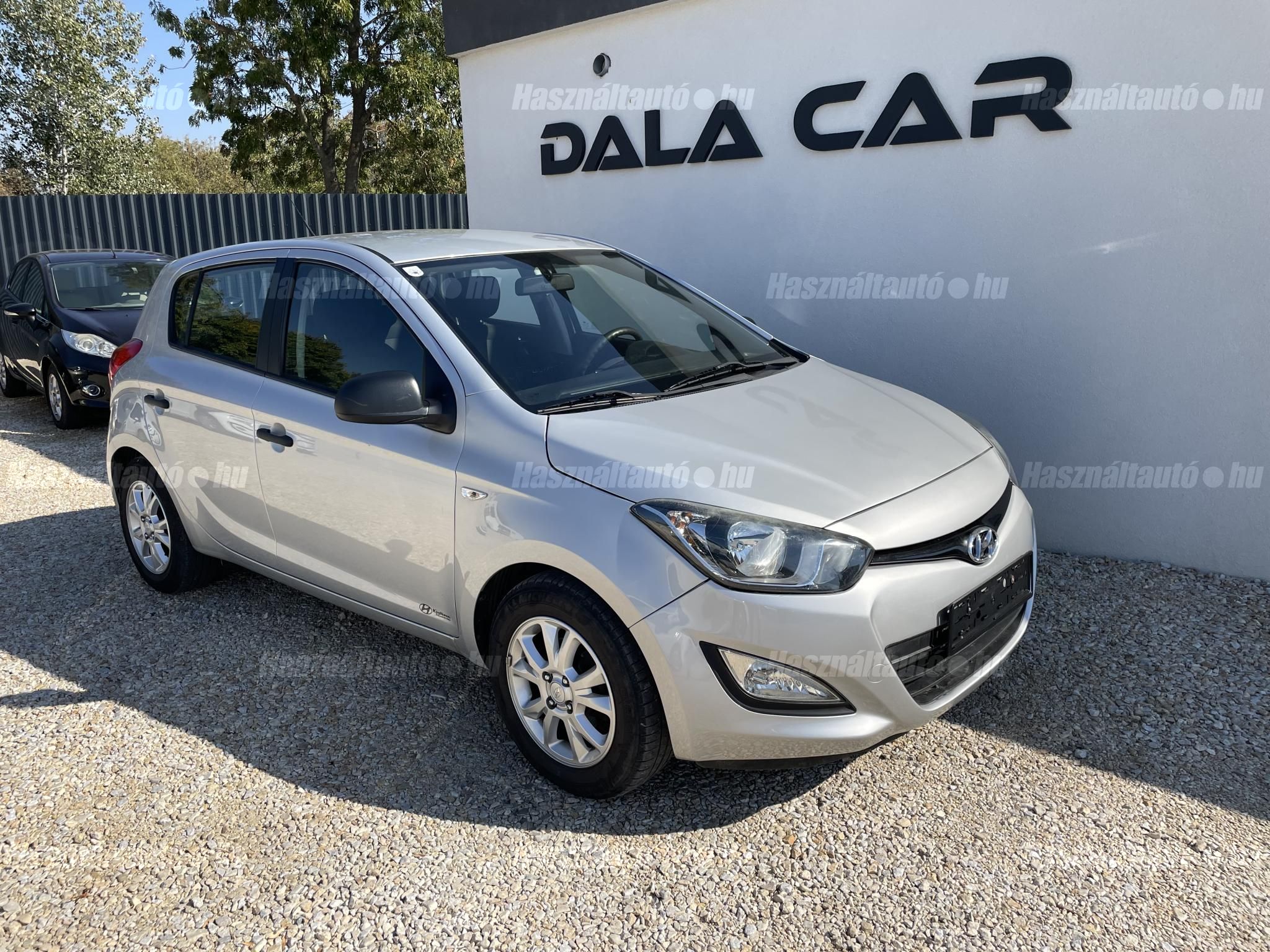 HYUNDAI I20 2014/6 - 1