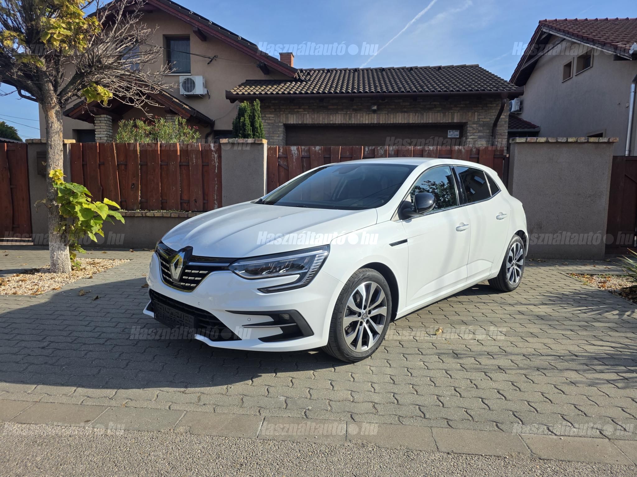 RENAULT MEGANE 2023/12 - 1