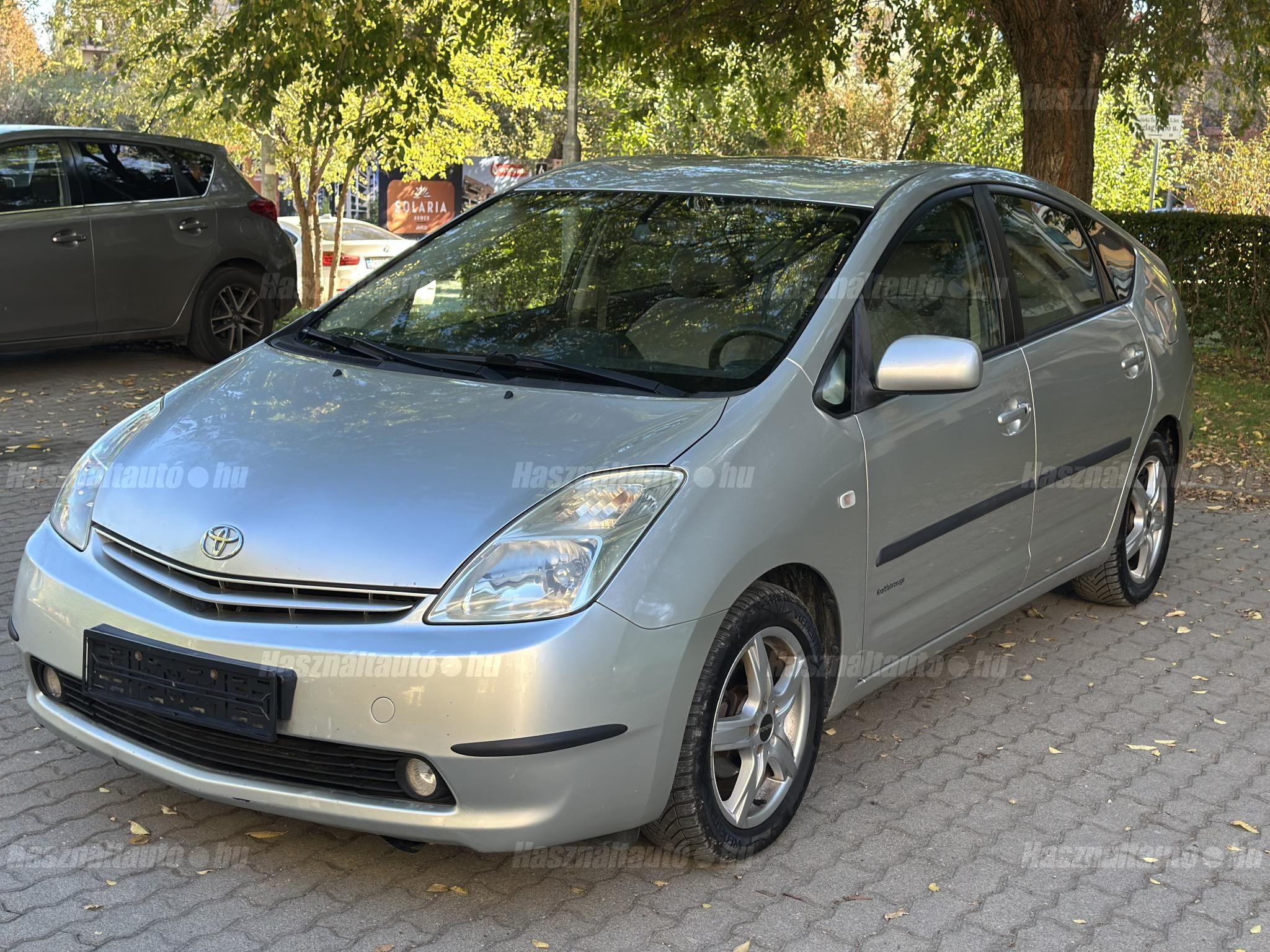 TOYOTA PRIUS 2005 - 1