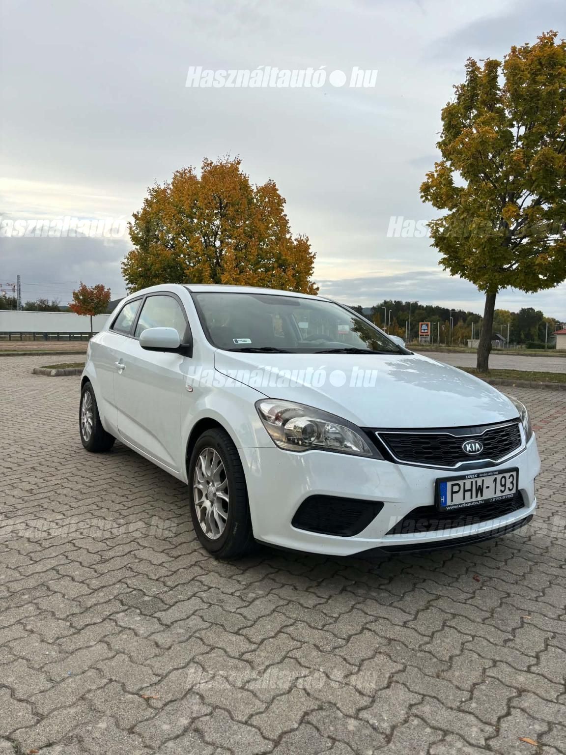 KIA CEE'D 2011 - 1