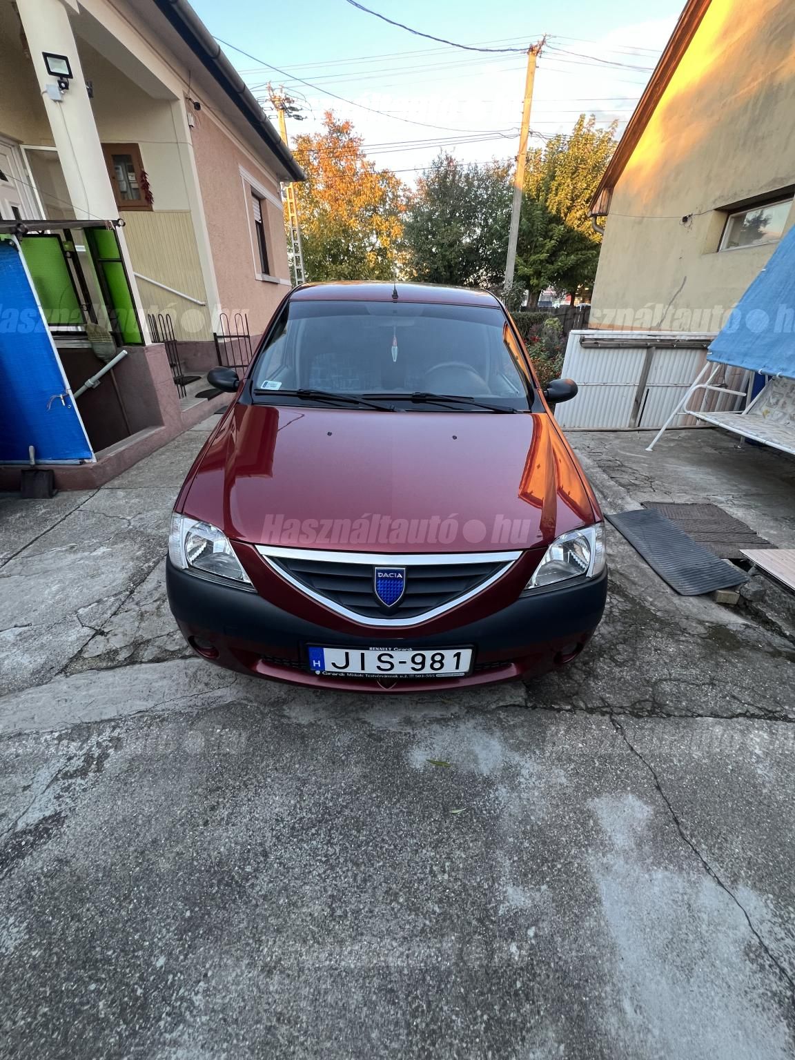 DACIA LOGAN 2004 - 1