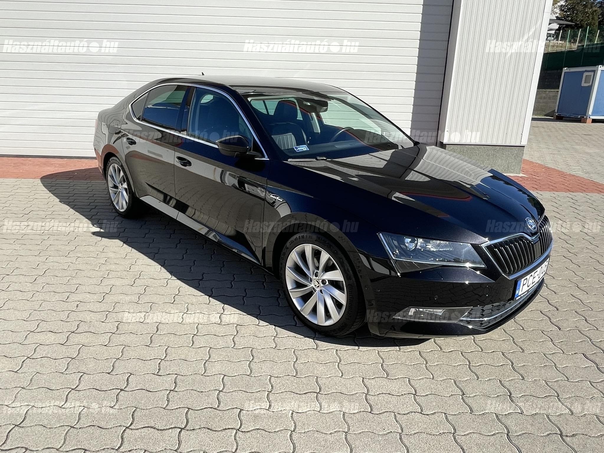 SKODA SUPERB 2017/3 - 1