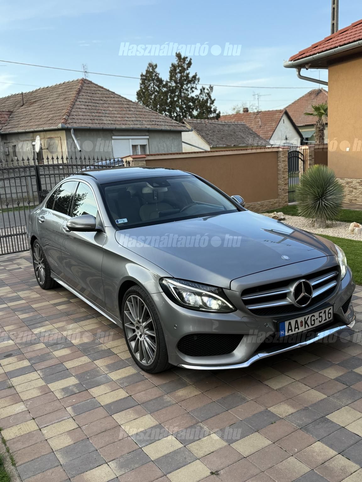 MERCEDES-BENZ C-OSZTÁLY 2014/12 - 1