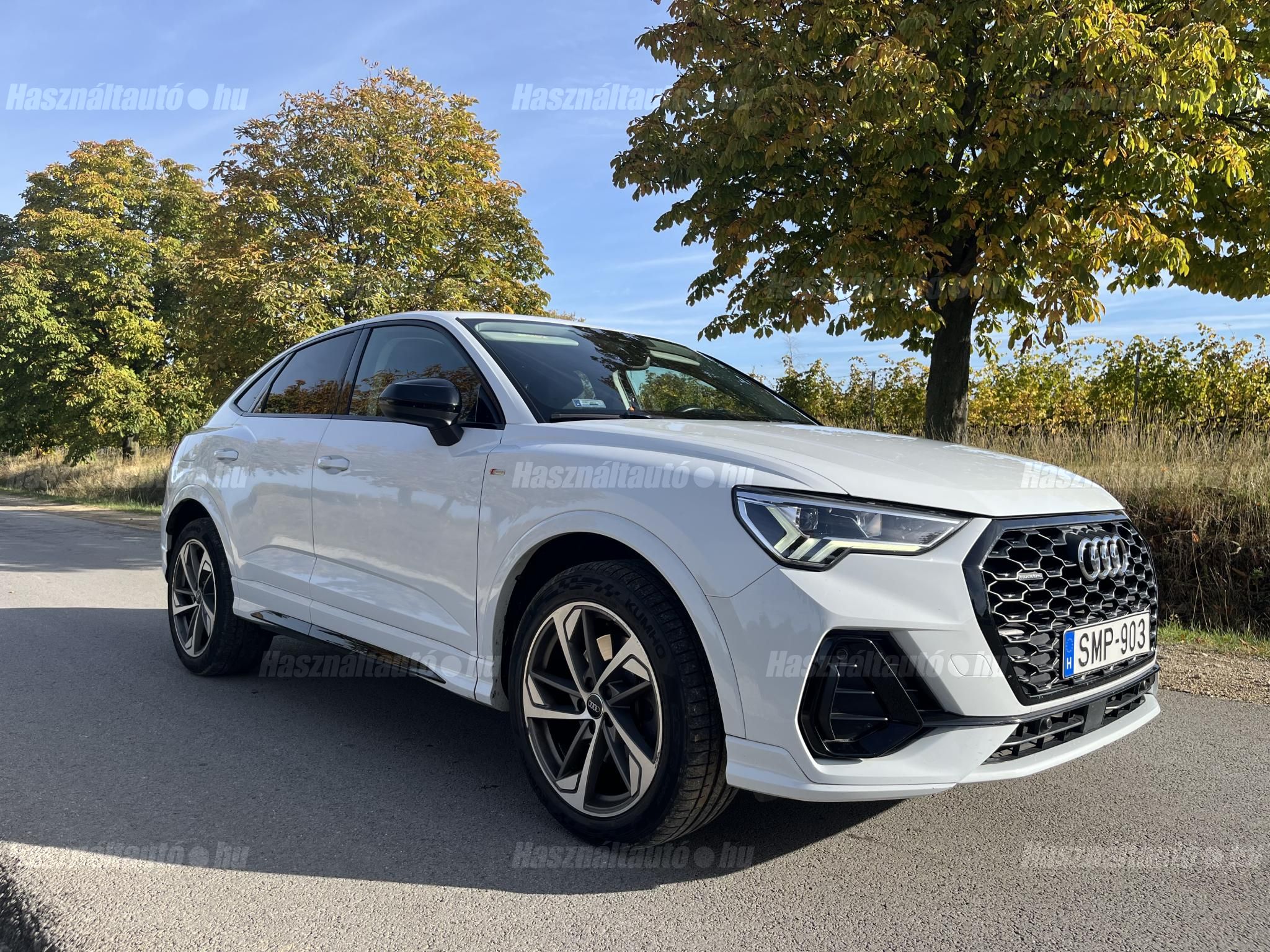 AUDI Q3 2021/2 - 1