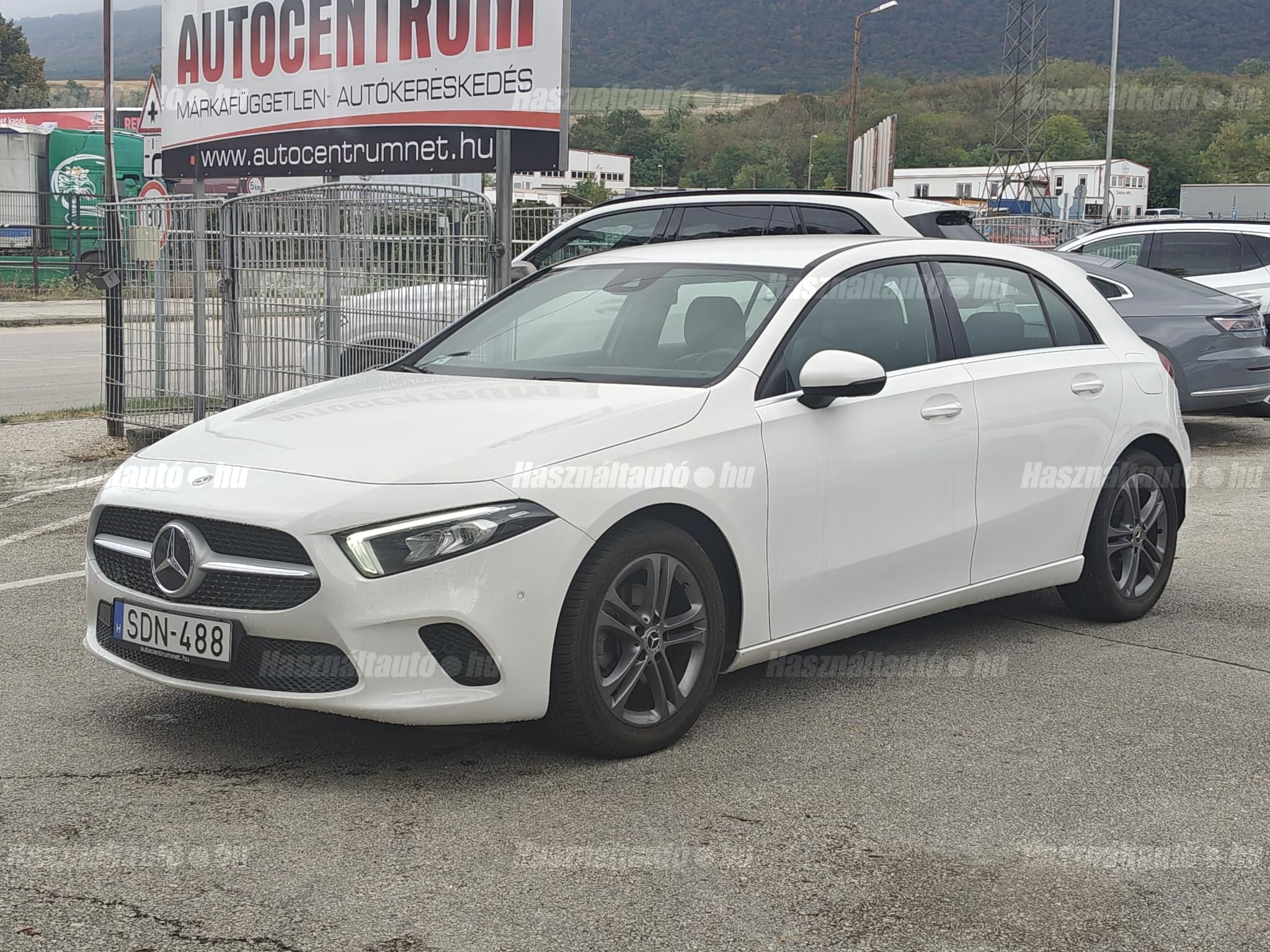 MERCEDES-BENZ A 180 2020/7 - 1