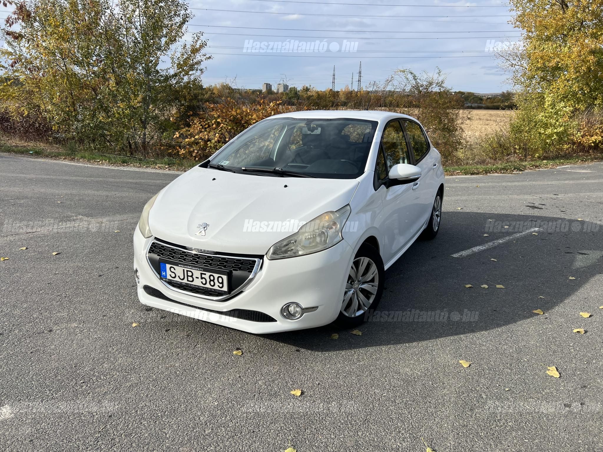 PEUGEOT 208 2012/9 - 1