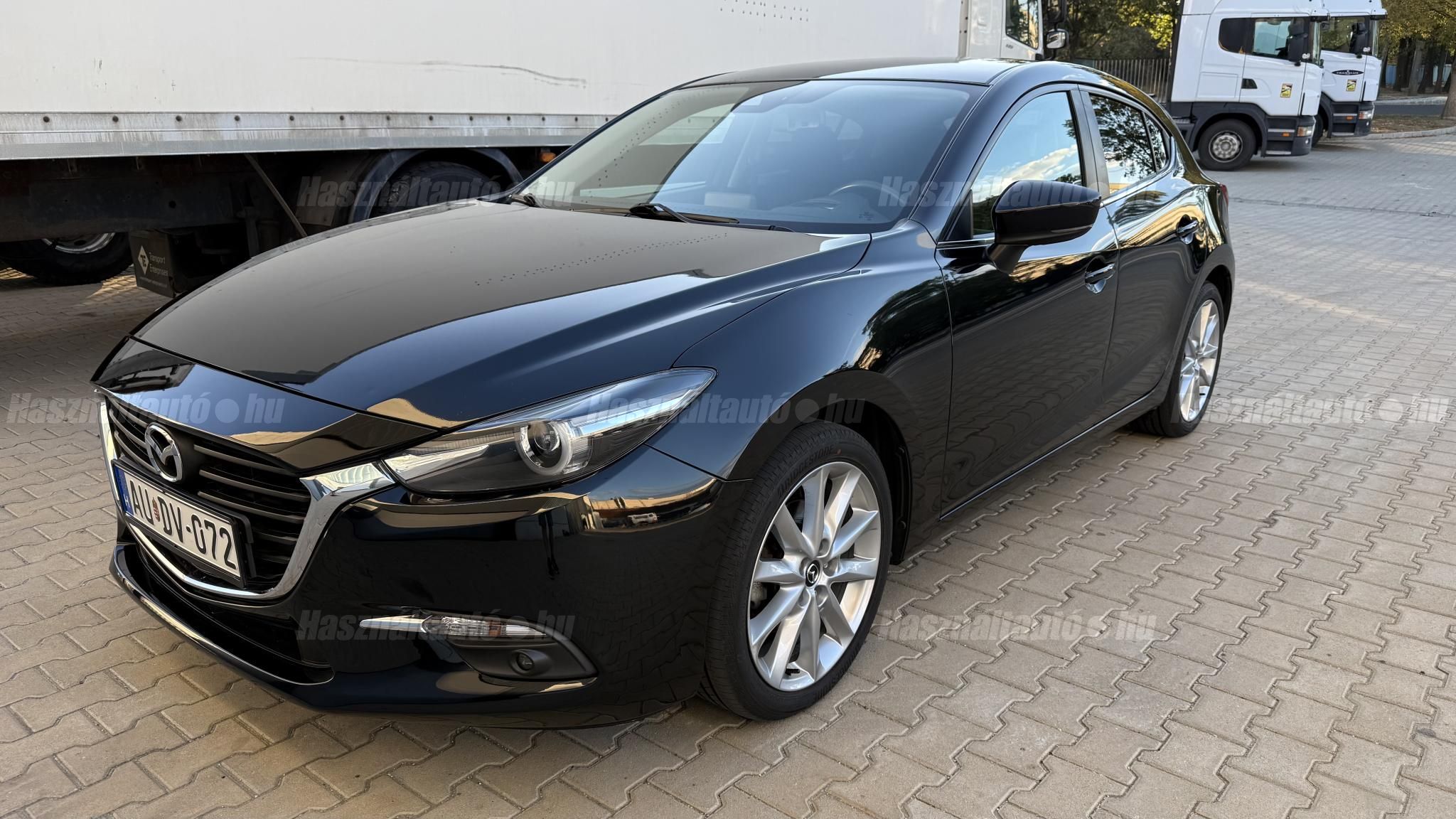 MAZDA 3 2018/8 - 1