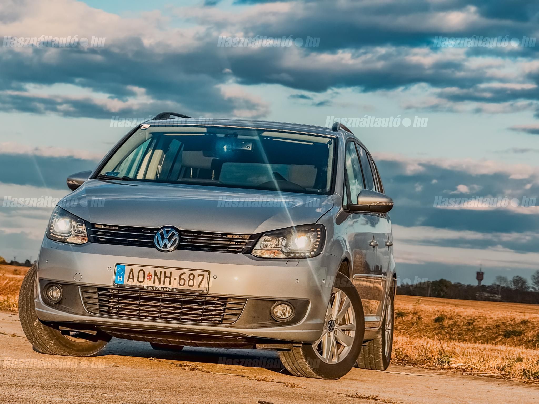 VOLKSWAGEN TOURAN 2014/3 - 1