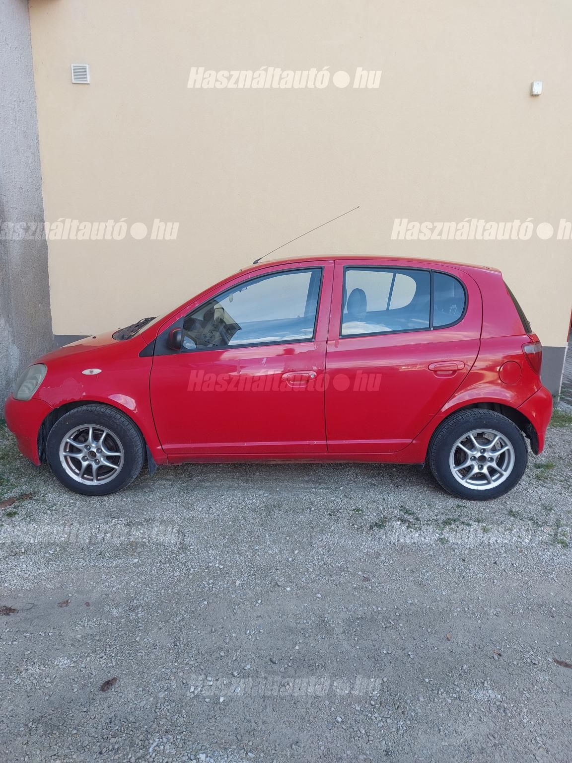TOYOTA YARIS 2000/5 - 1