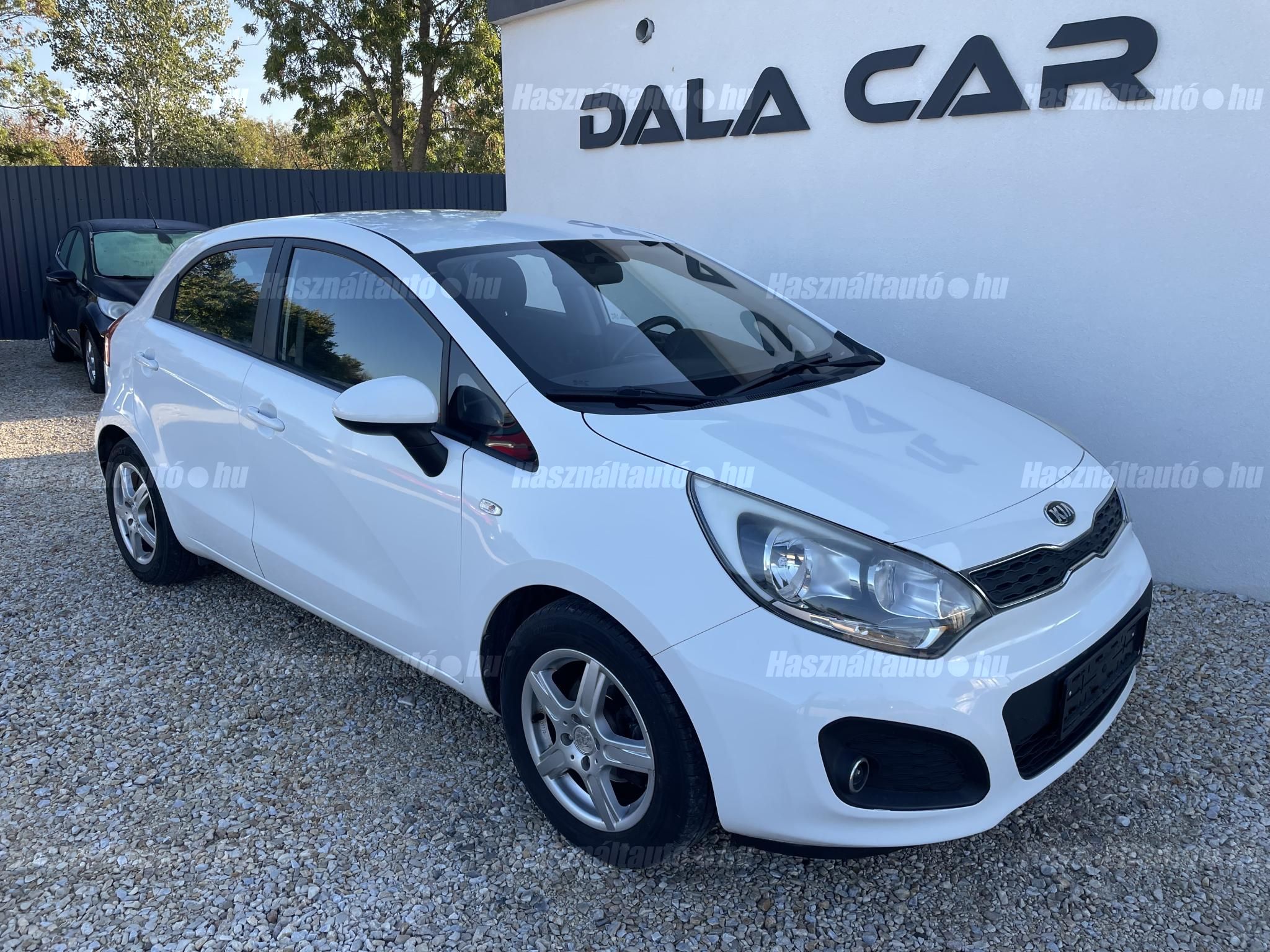 KIA RIO 2014 - 1