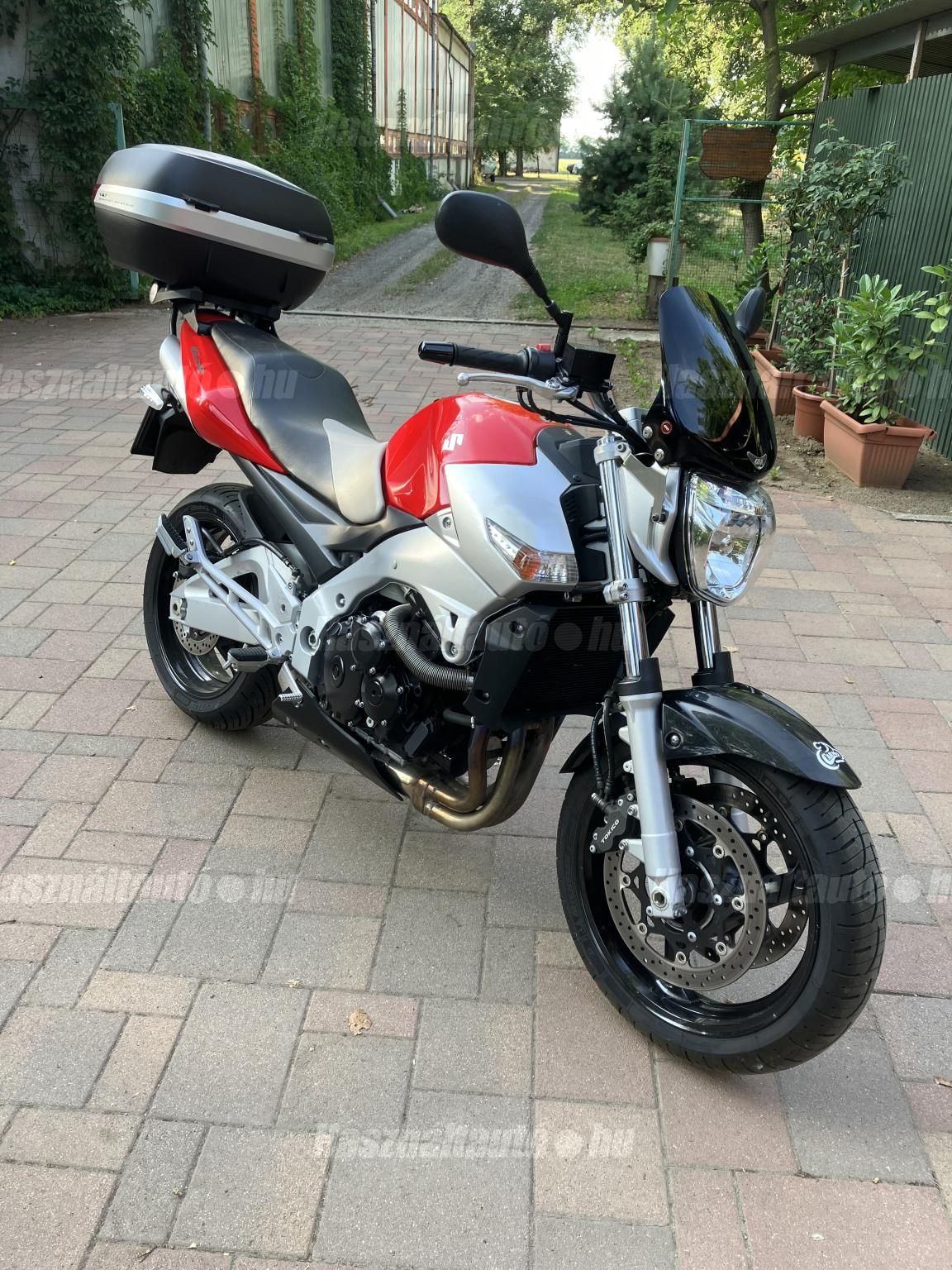 SUZUKI GSR 600 2007/1 - 1