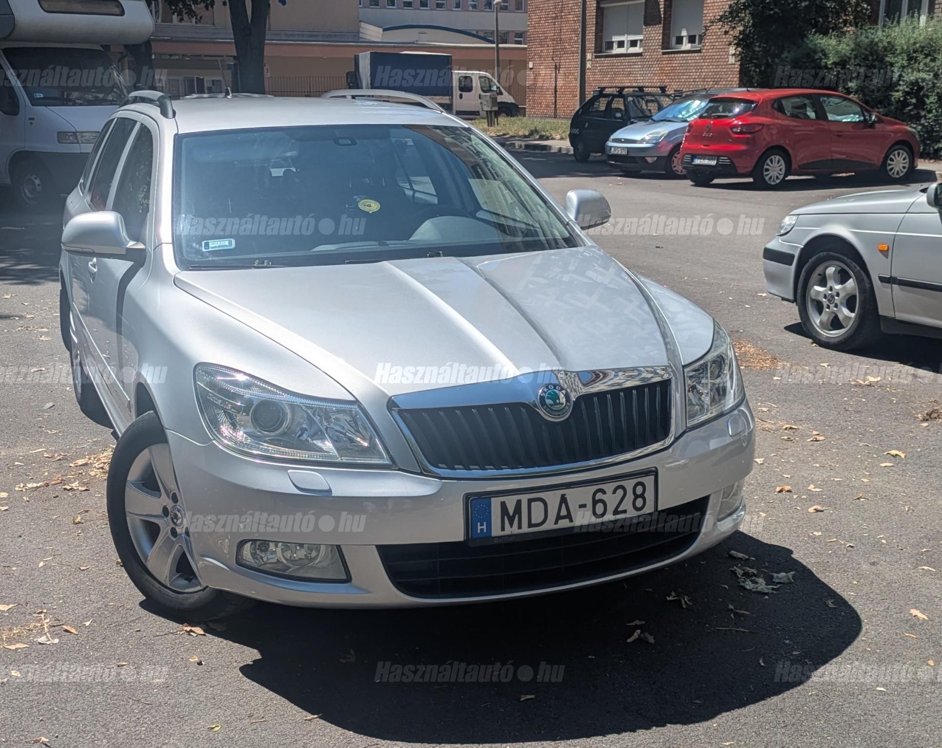 SKODA OCTAVIA 2012/6 - 1