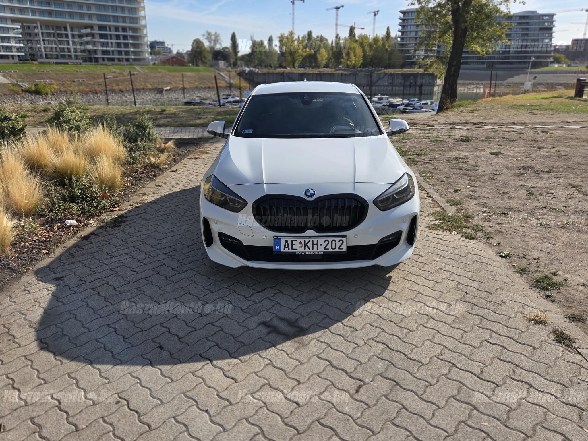 BMW 116 2021/4 - 1