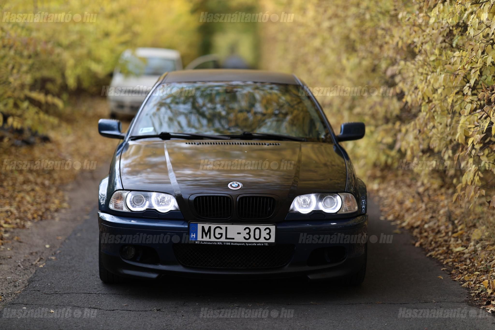 BMW 318 2002/9 - 1