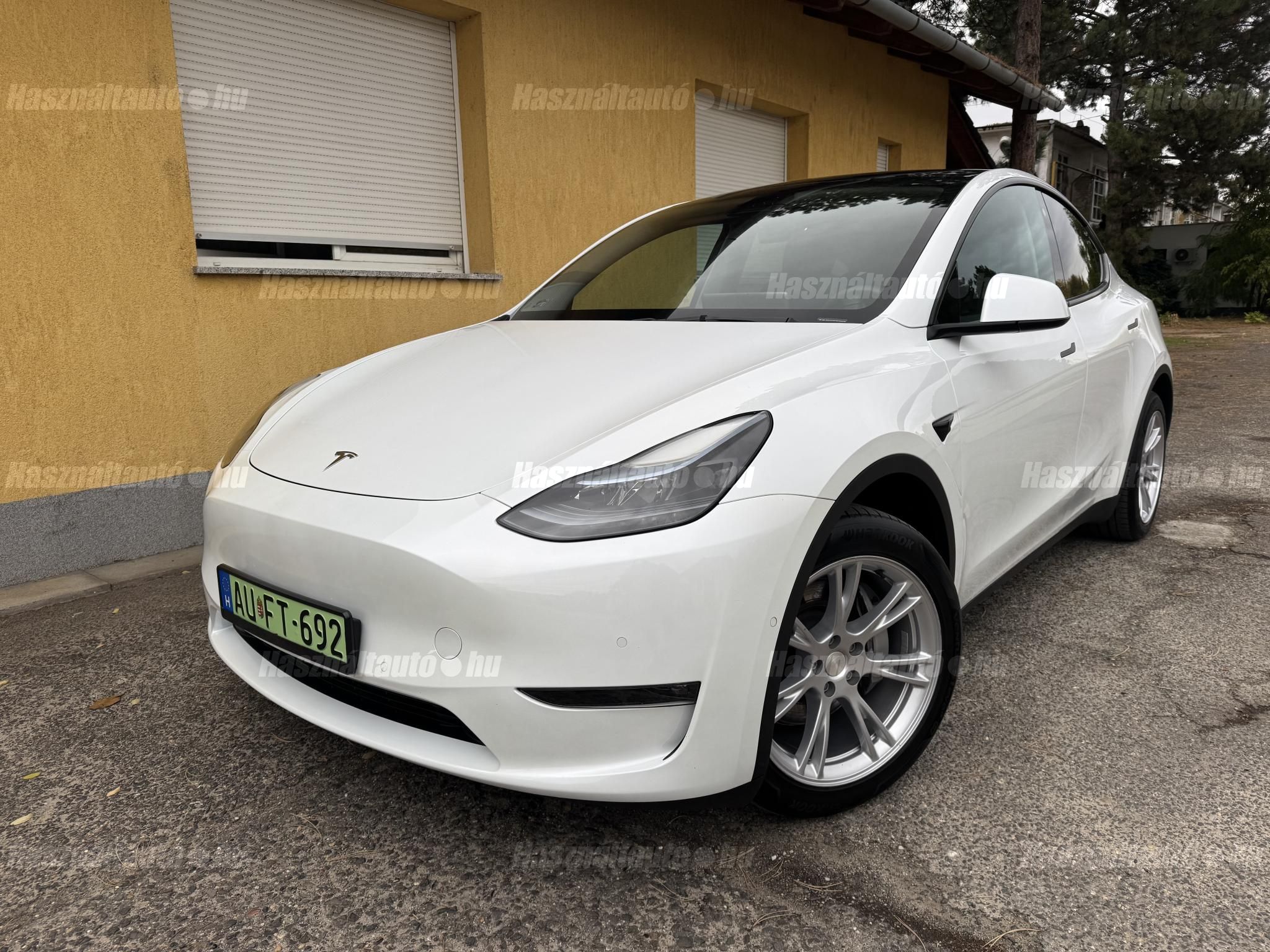 TESLA MODEL Y 2022/12 - 1