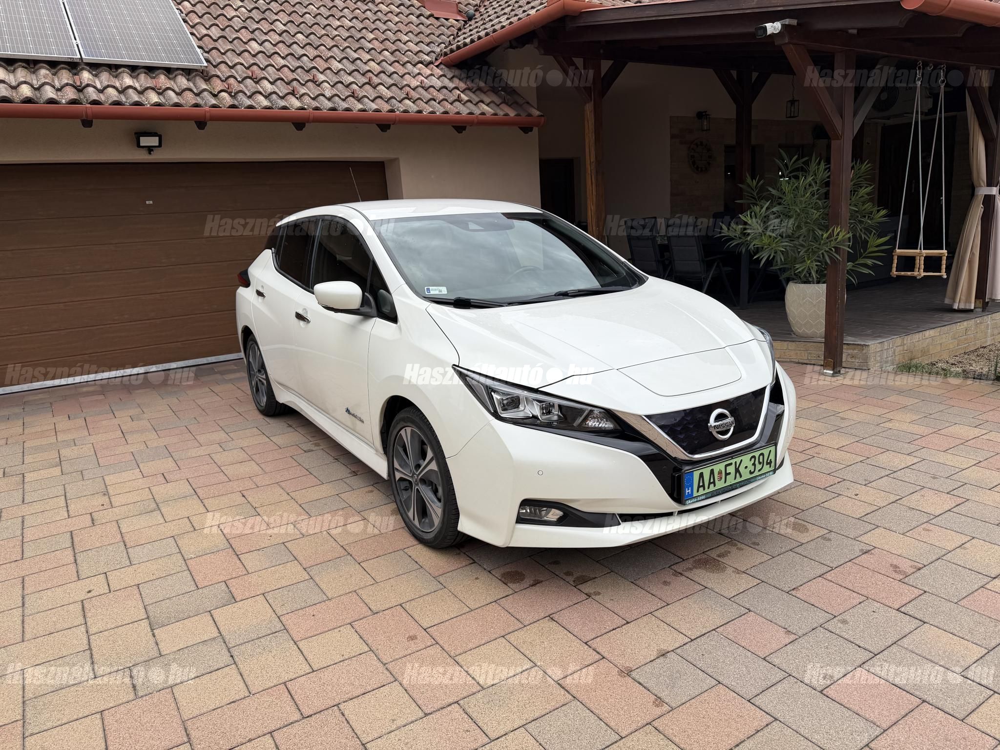 NISSAN LEAF 2019/6 - 1