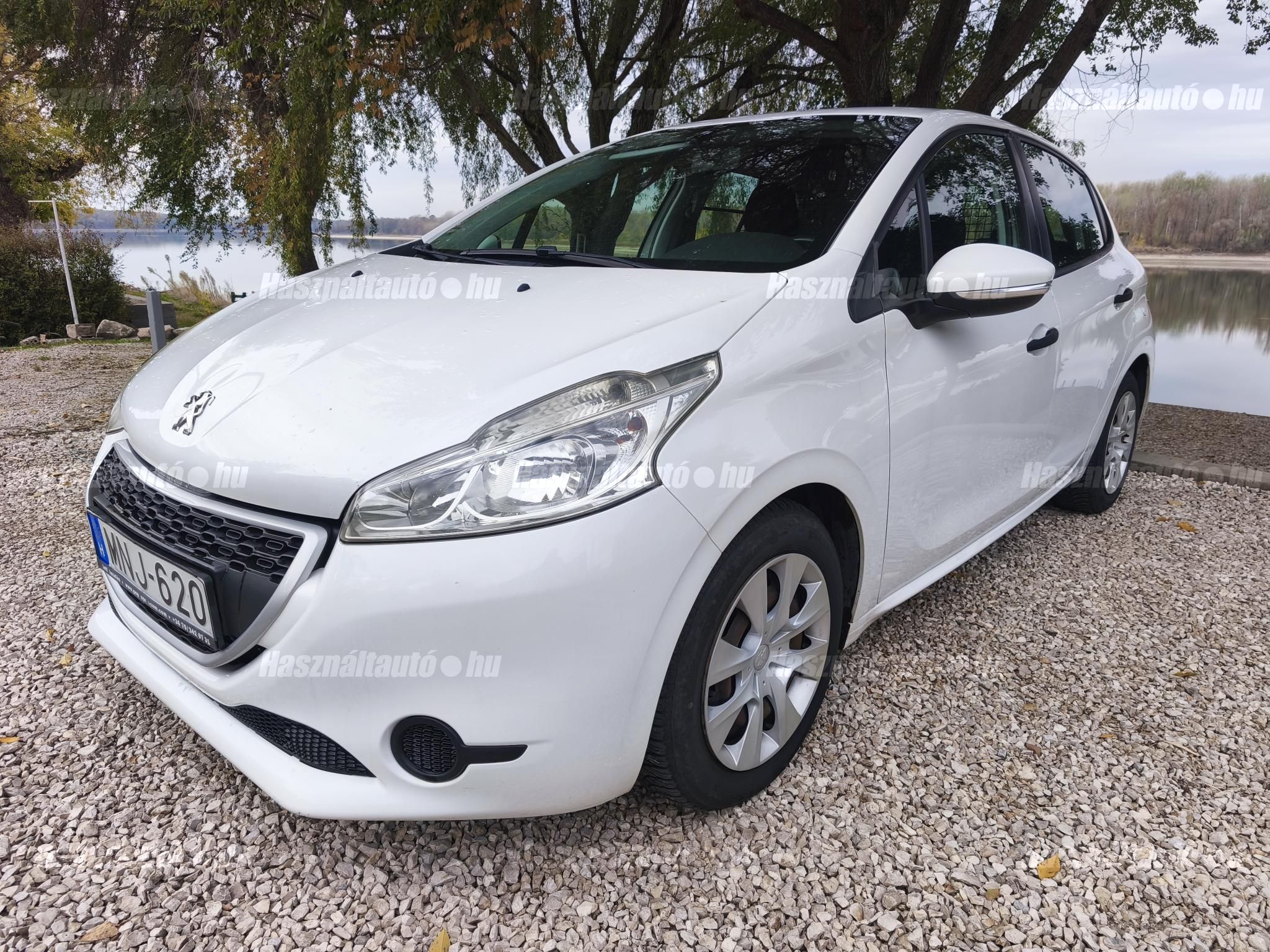 PEUGEOT 208 2013/8 - 1