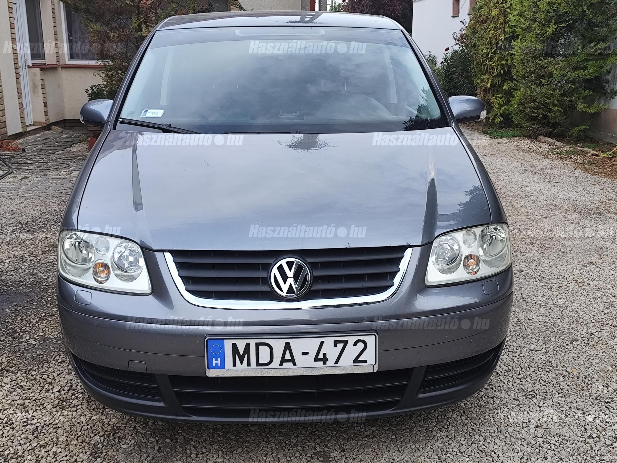 VOLKSWAGEN TOURAN 2006/8 - 1