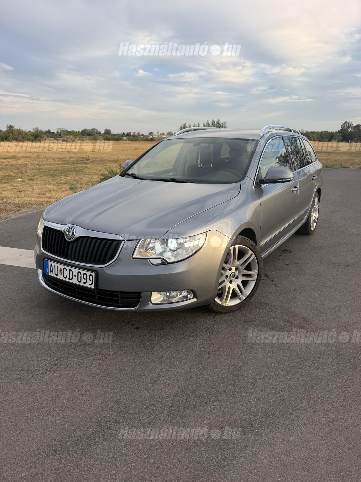SKODA SUPERB 2010/8 - 1