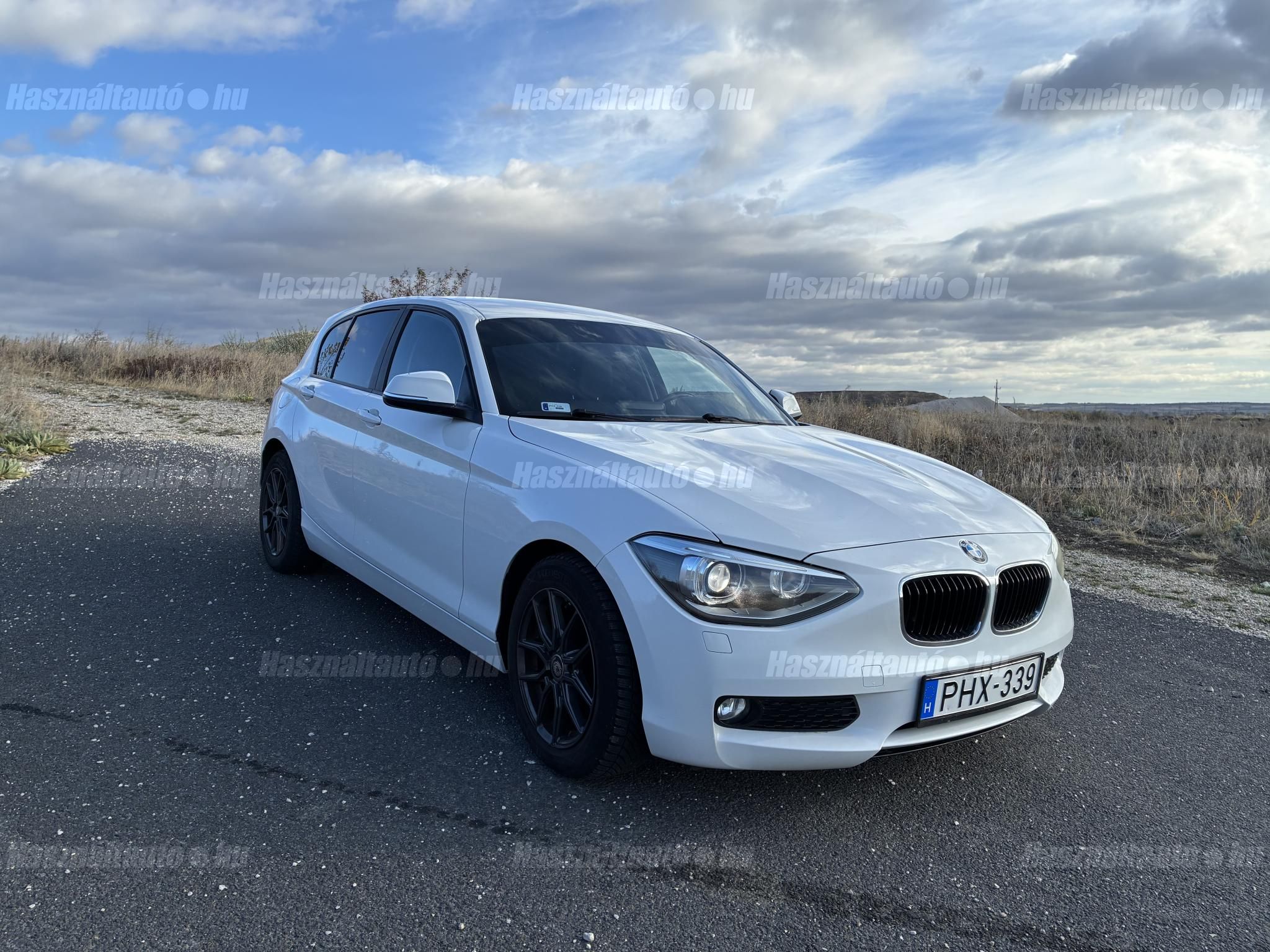 BMW 118 2014/4 - 1