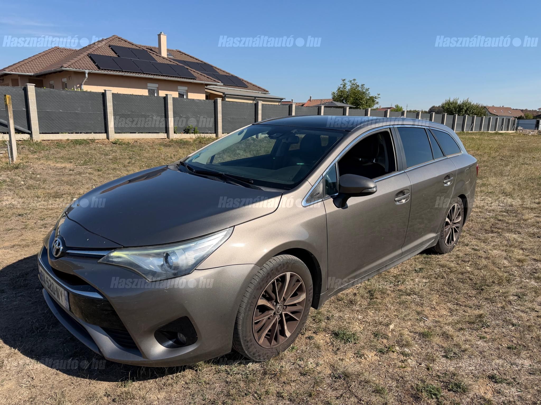 TOYOTA AVENSIS 2018/8 - 1