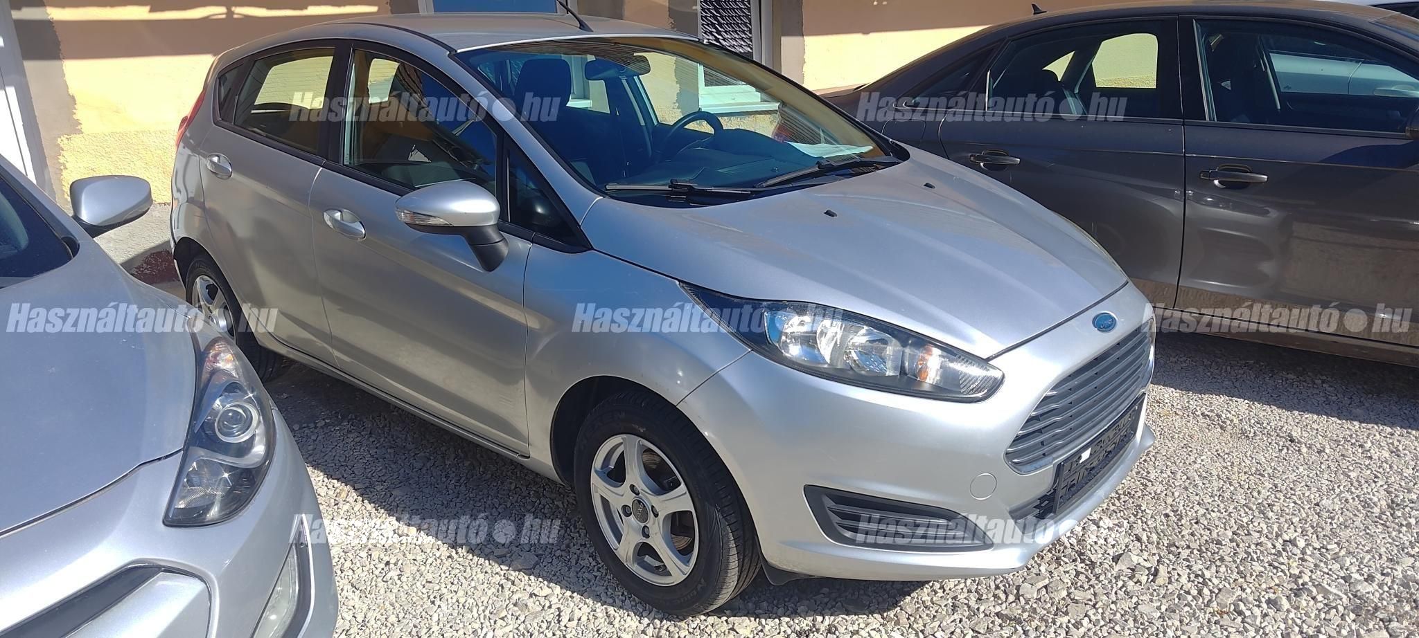 FORD FIESTA 2014/8 - 1