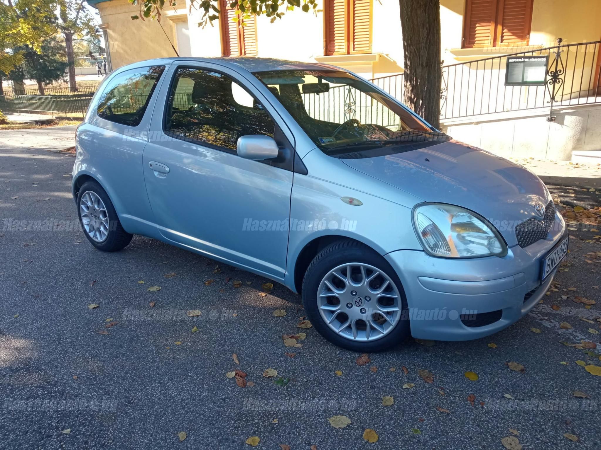 TOYOTA YARIS 2004/4 - 1