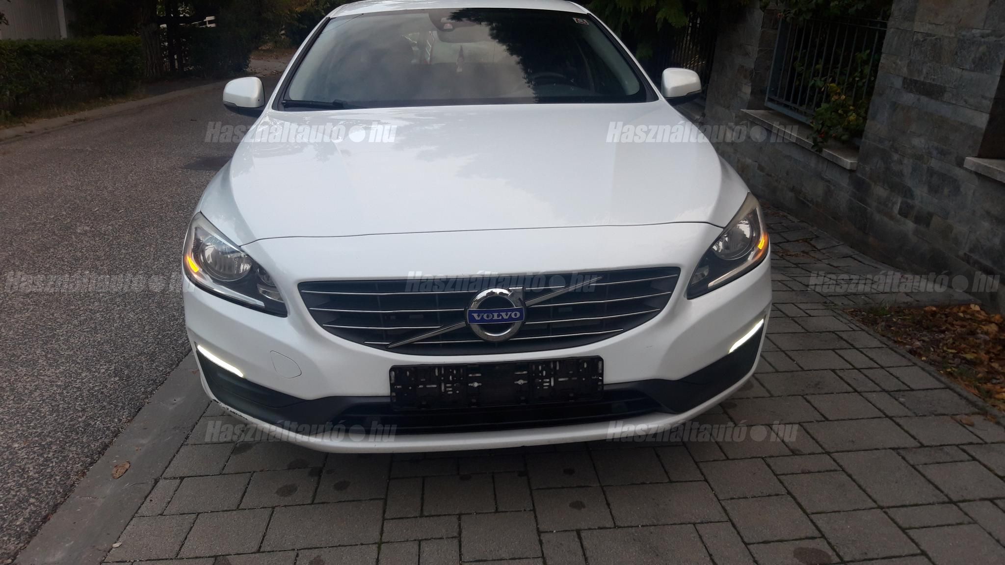 VOLVO V60 2014/8 - 1