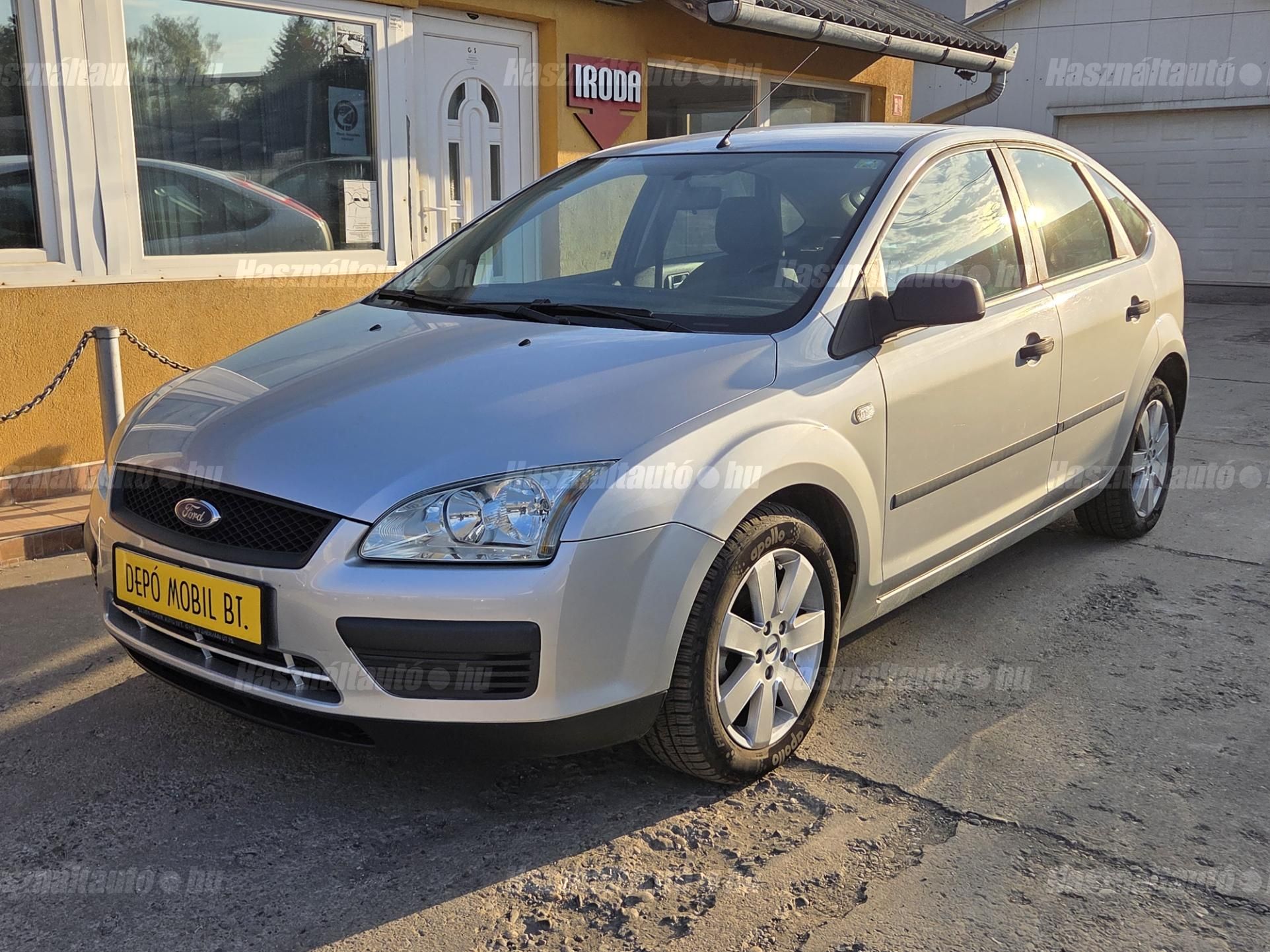 FORD FOCUS 2005/6 - 1