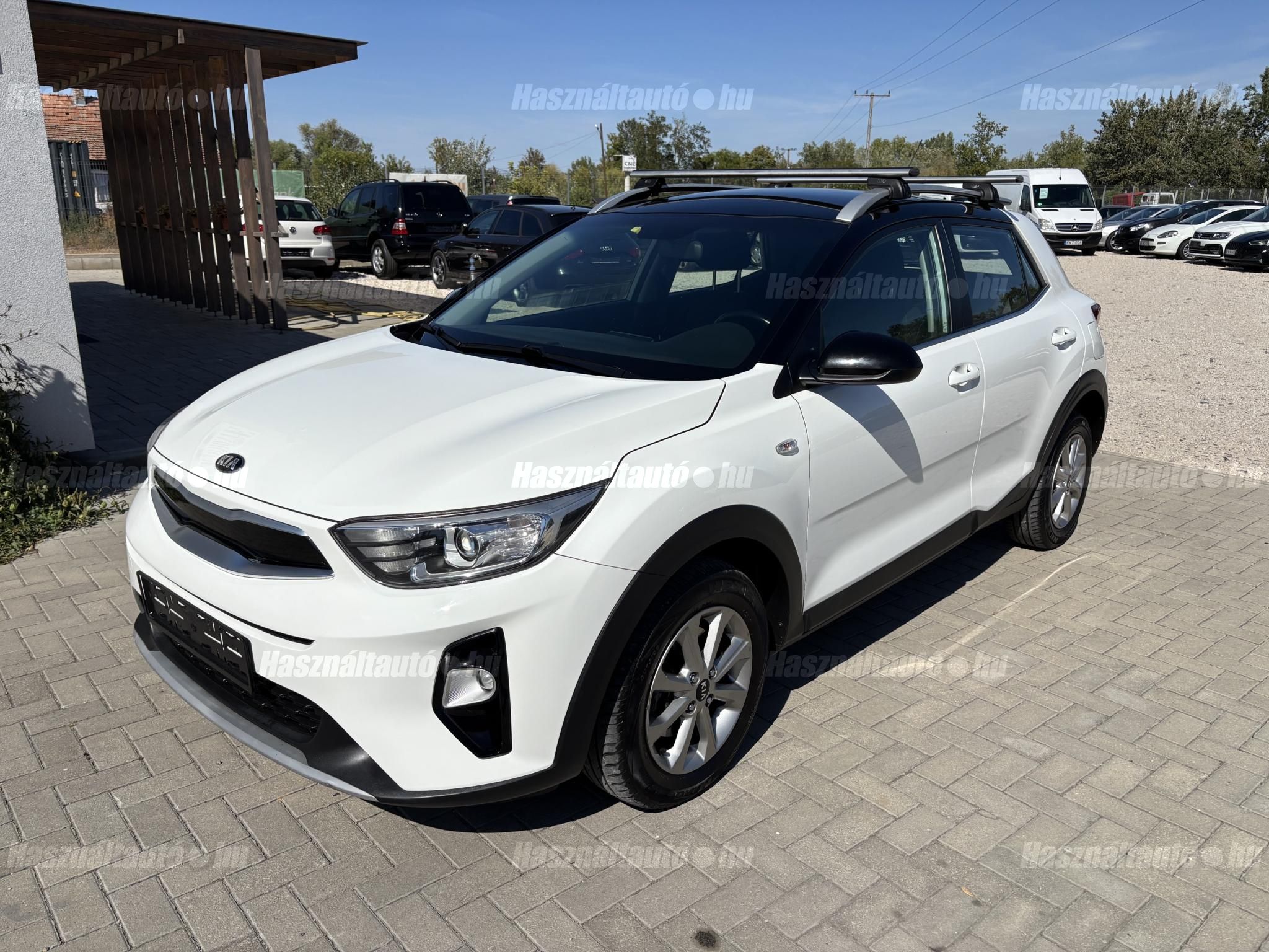 KIA STONIC 2018/9 - 1