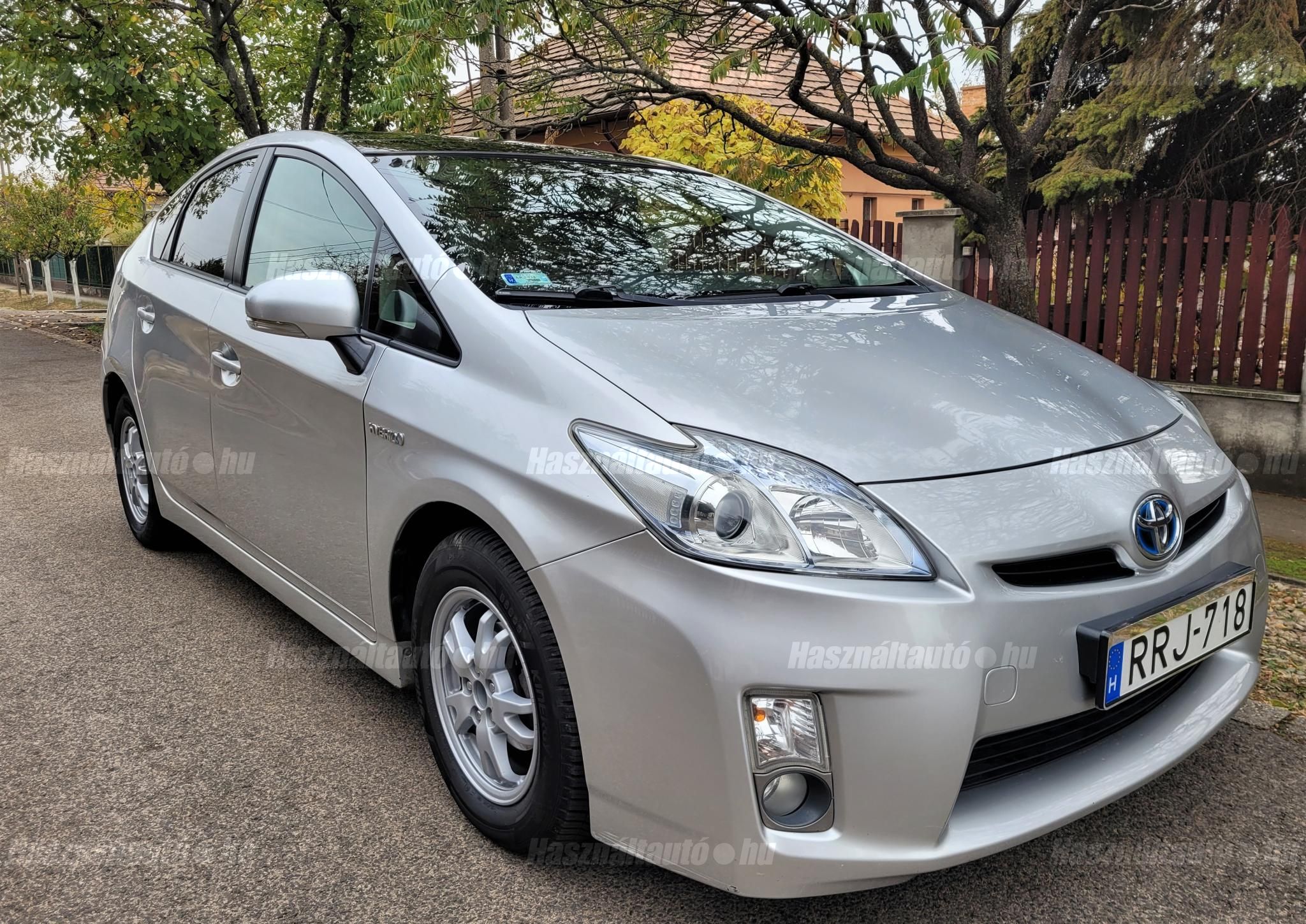TOYOTA PRIUS 2009/10 - 1