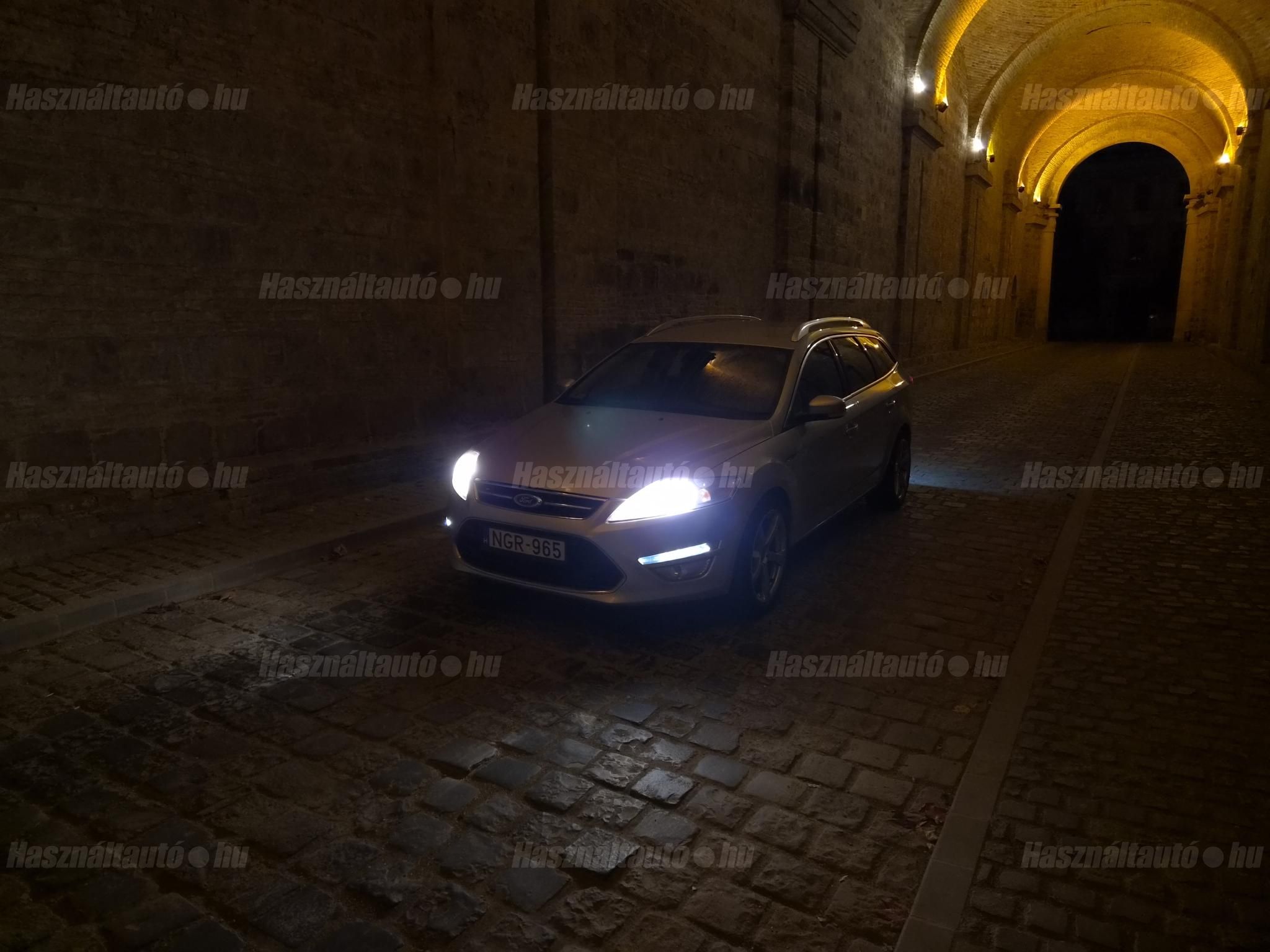 FORD MONDEO 2012 - 1