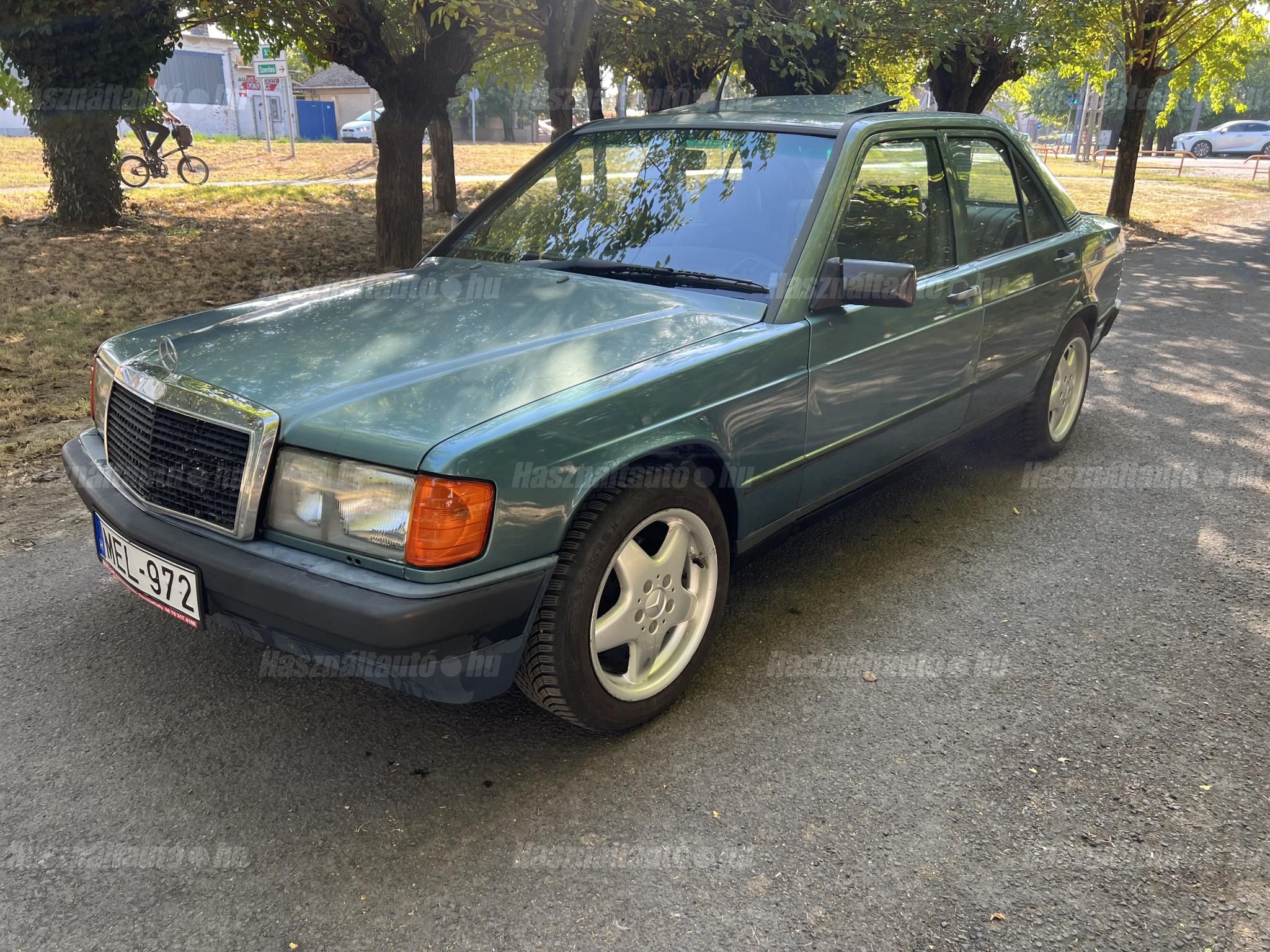 MERCEDES-BENZ 190 1989/6 - 1
