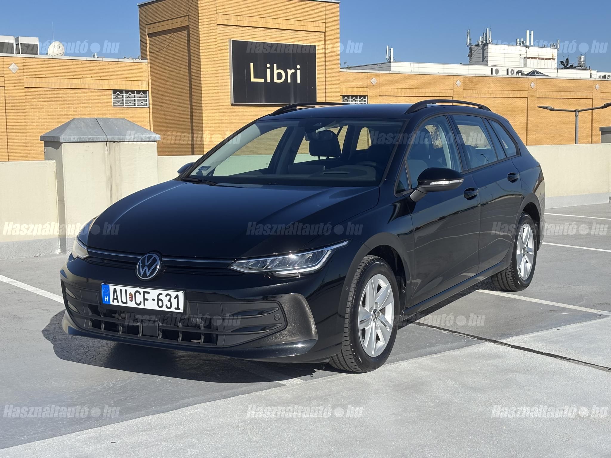 VOLKSWAGEN GOLF VIII 2024/8 - 1