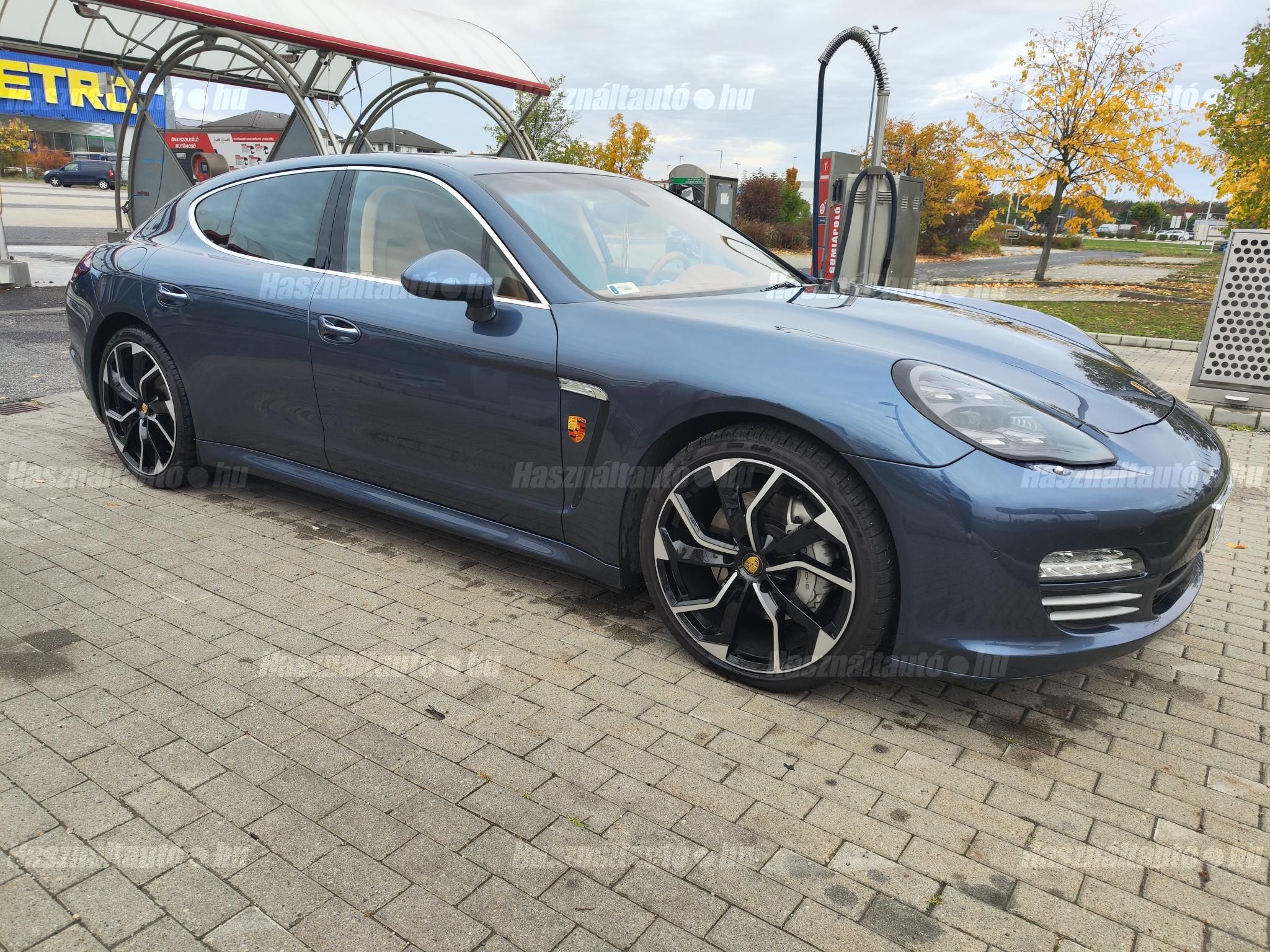 PORSCHE PANAMERA 2012/3 - 1