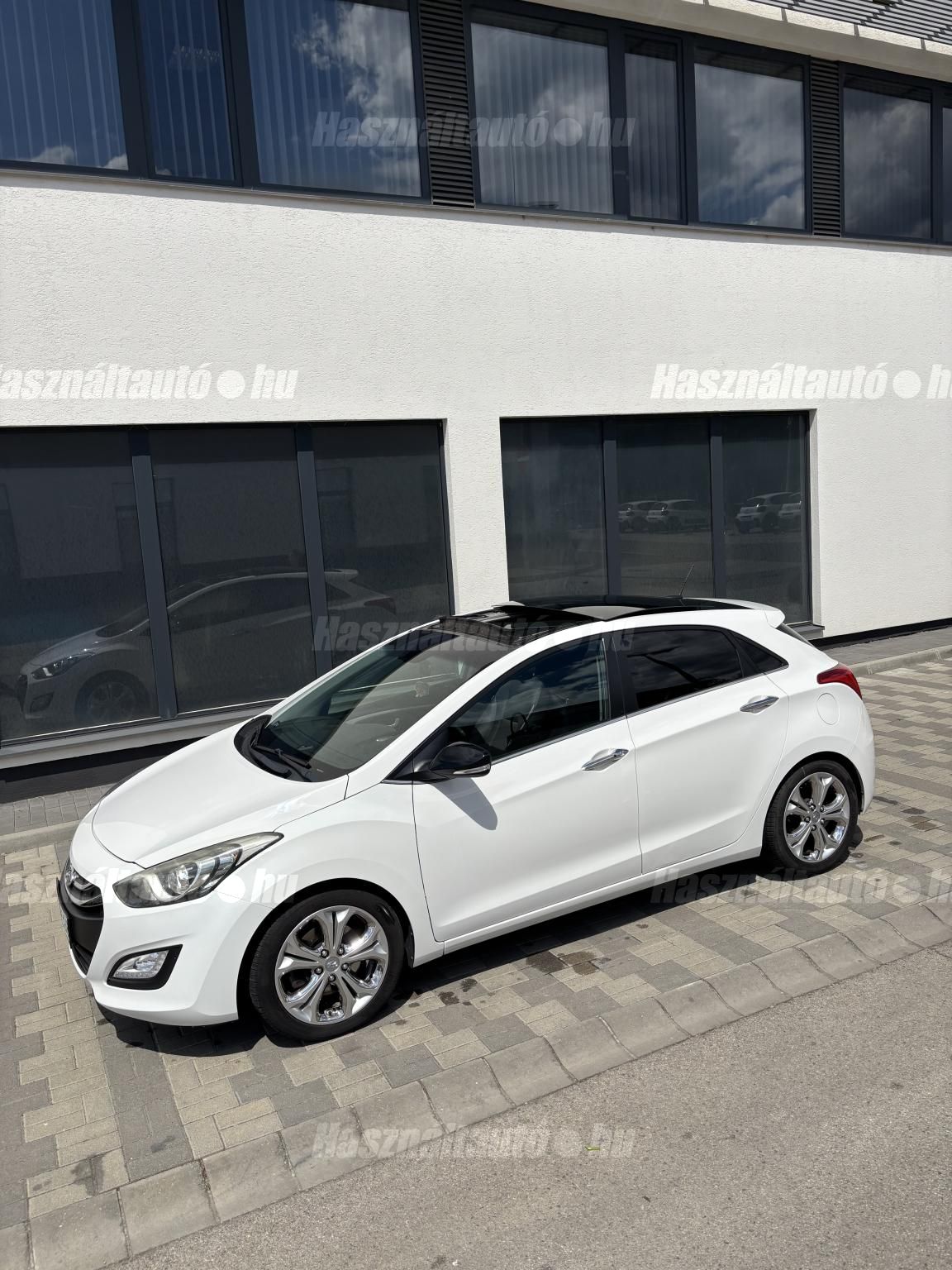 HYUNDAI I30 2014/5 - 1