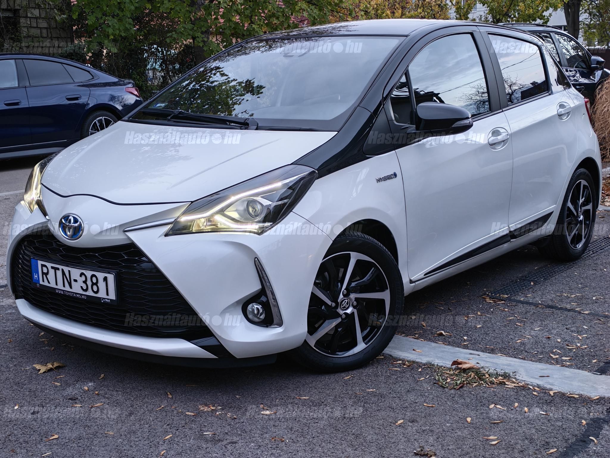 TOYOTA YARIS 2019/10 - 1