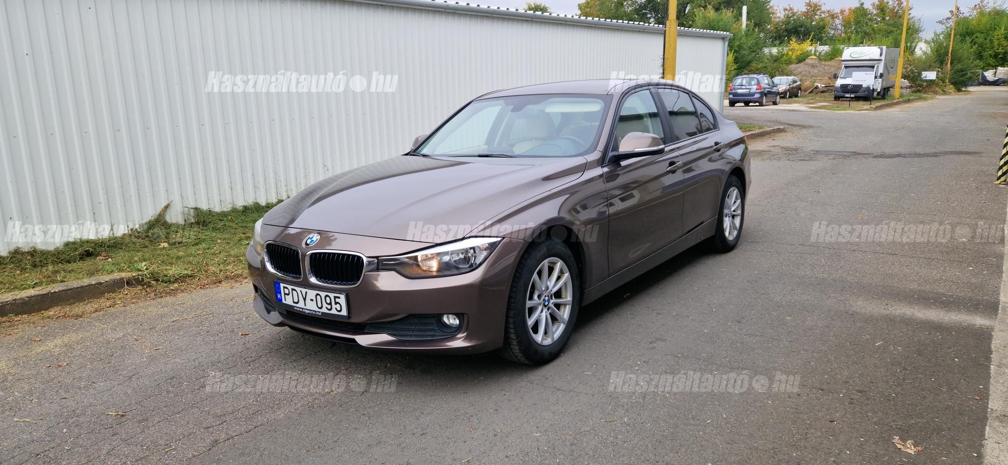 BMW 318 2014/6 - 1