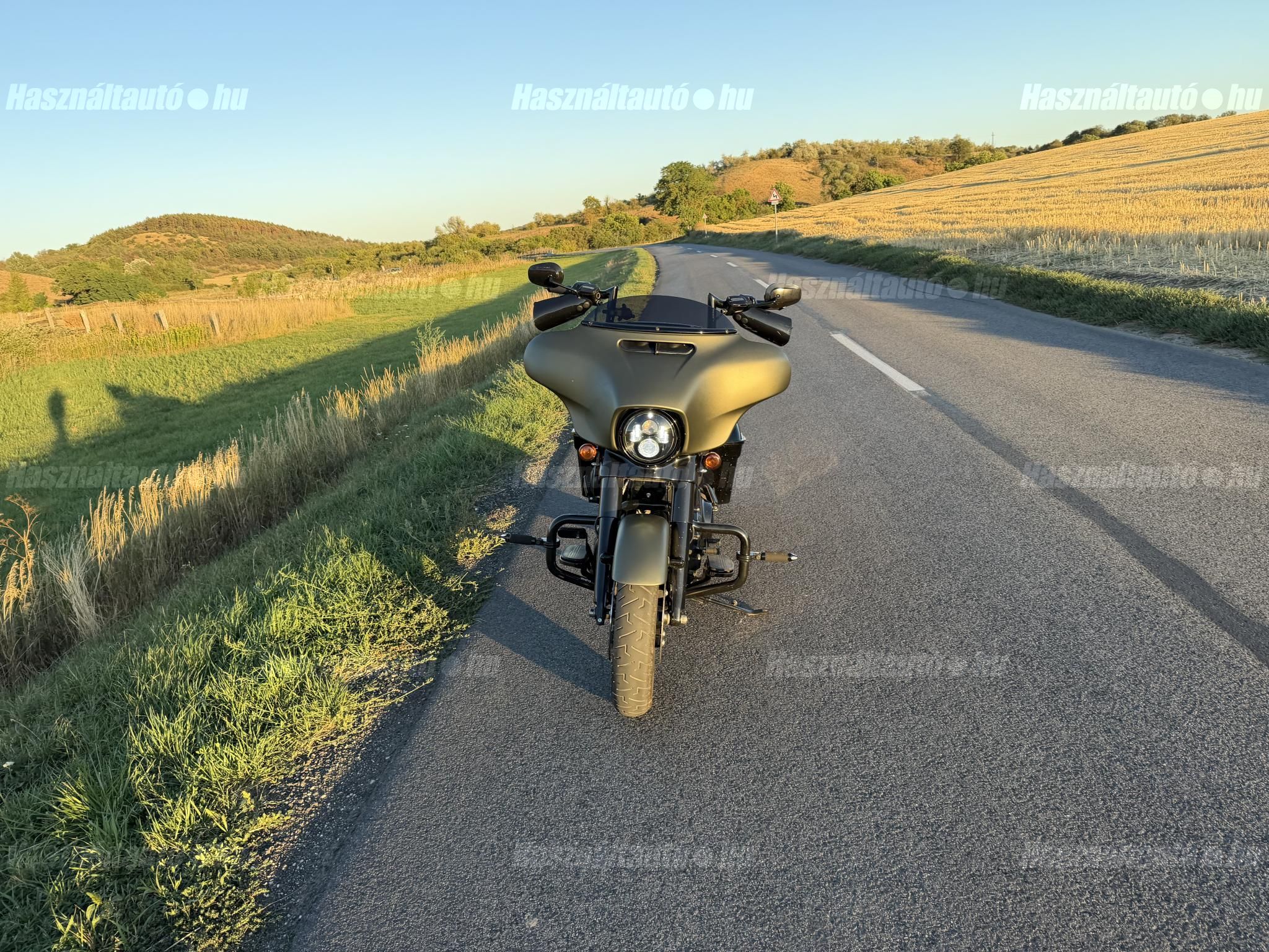 HARLEY-DAVIDSON STREET GLIDE SPECIAL 2016/10 - 1
