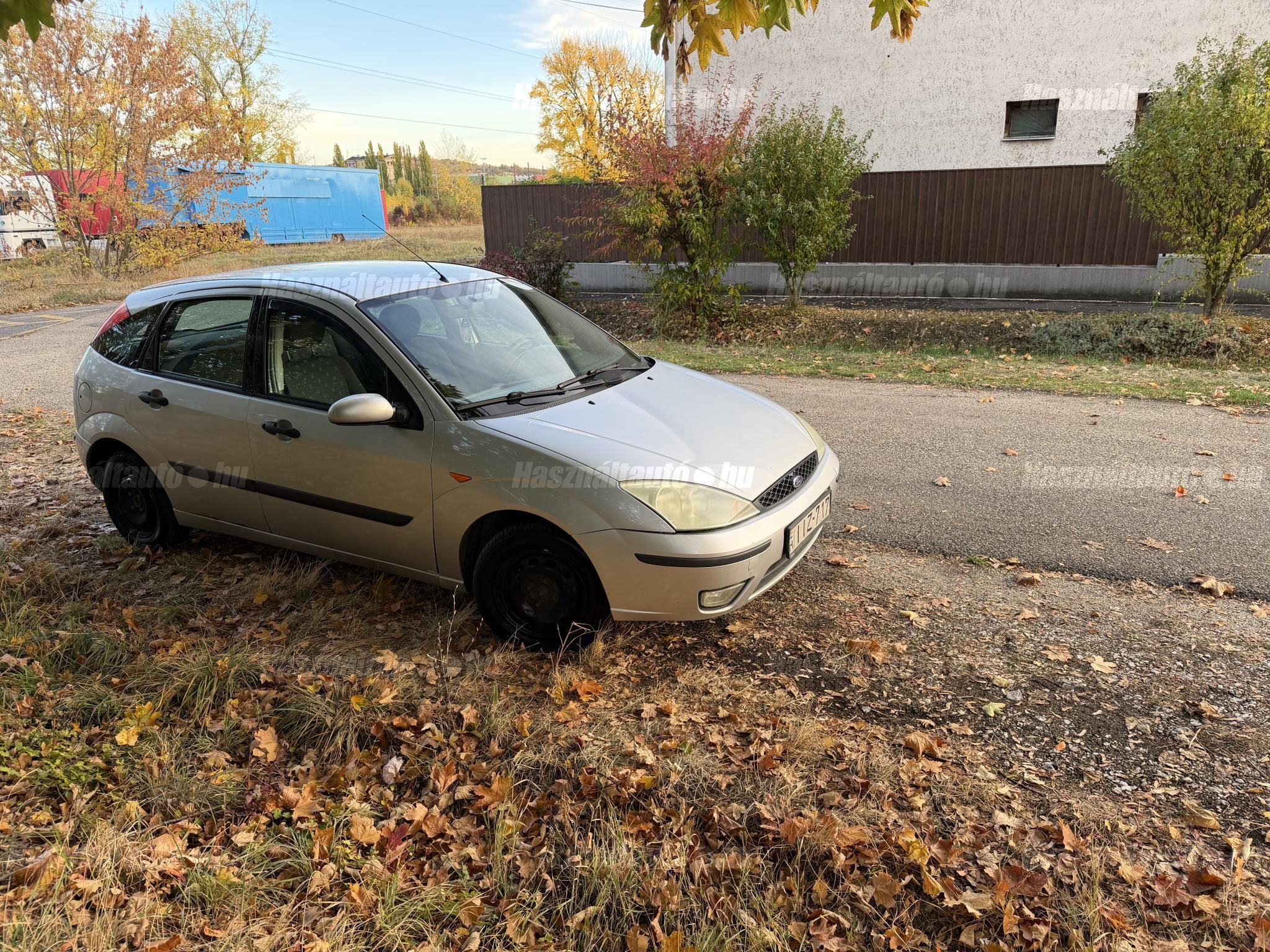 FORD FOCUS 2002 - 1