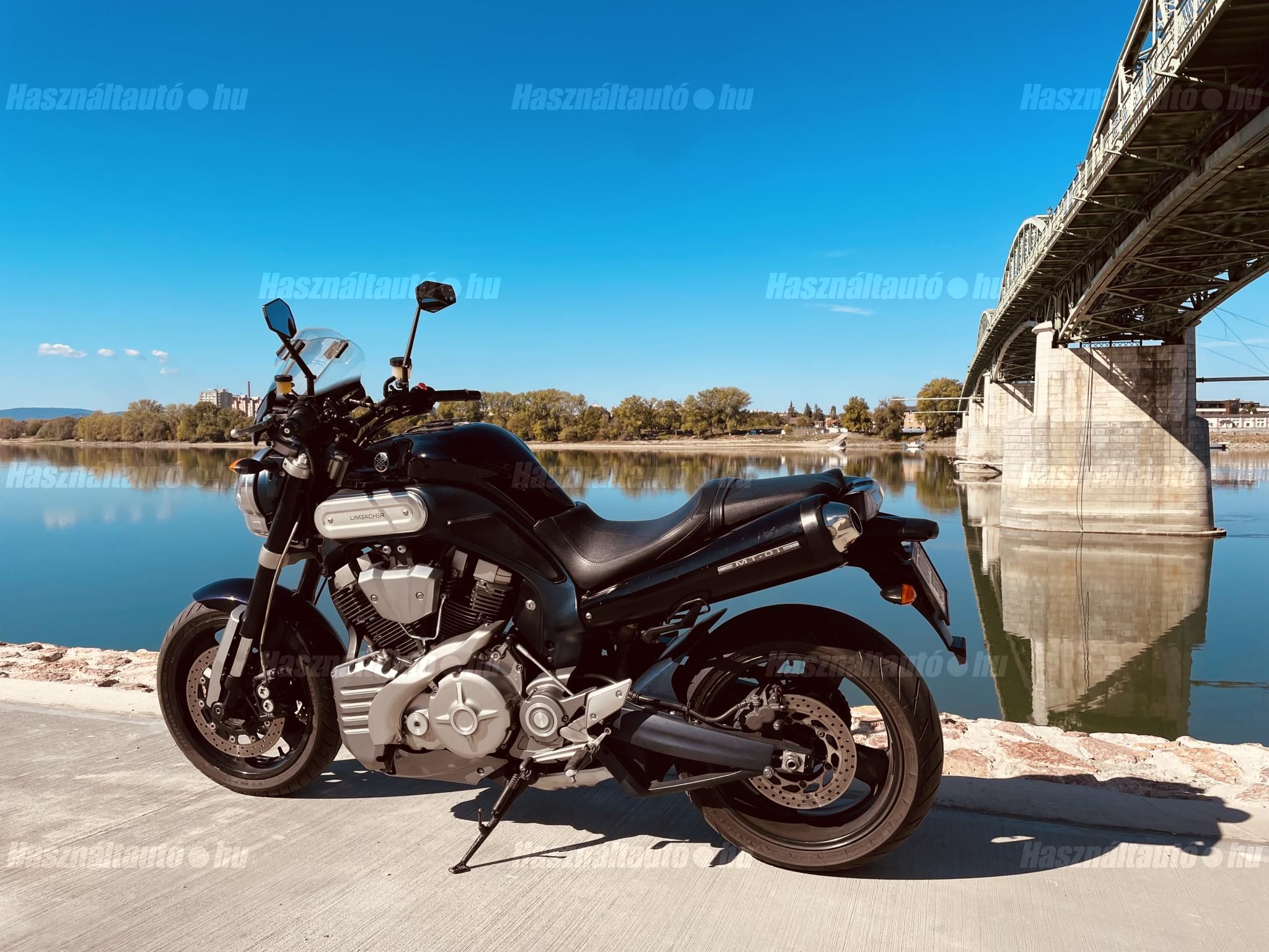 YAMAHA MT-01 2006/4 - 1