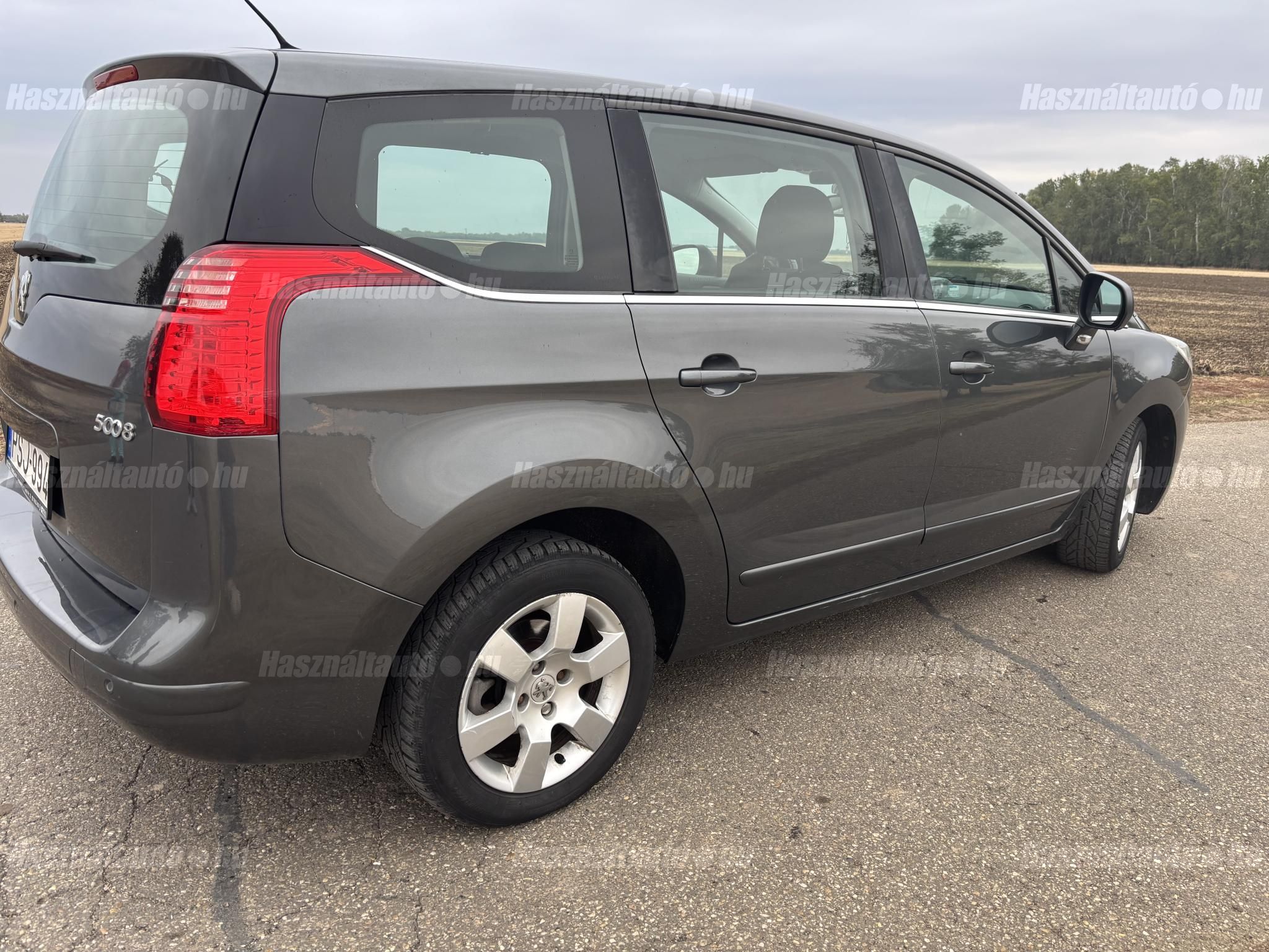 PEUGEOT 5008 2011/4 - 1