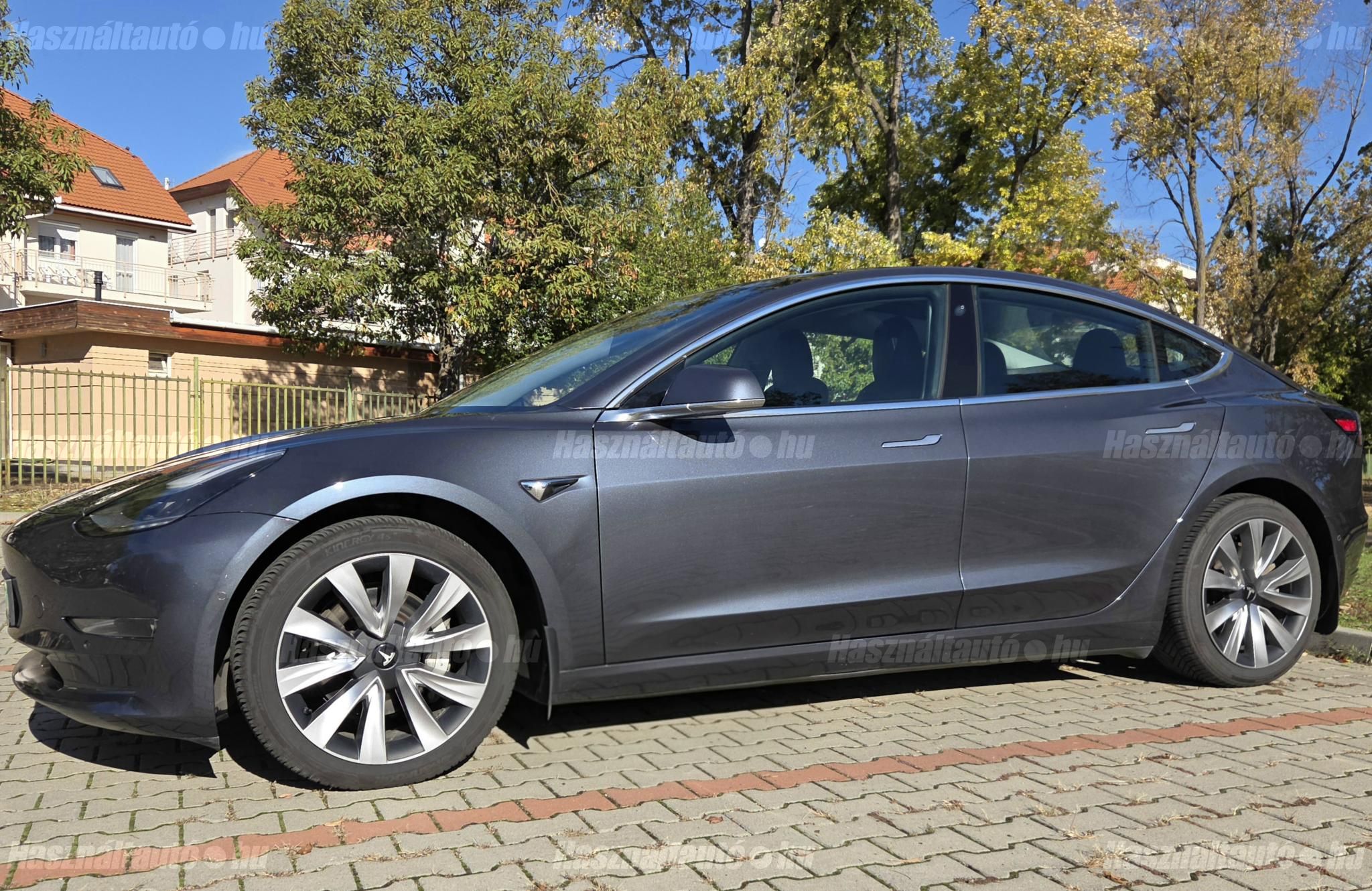 TESLA MODEL 3 2020/3 - 1