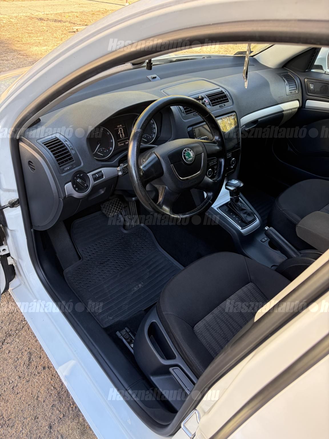 SKODA OCTAVIA 2011/11 - 1