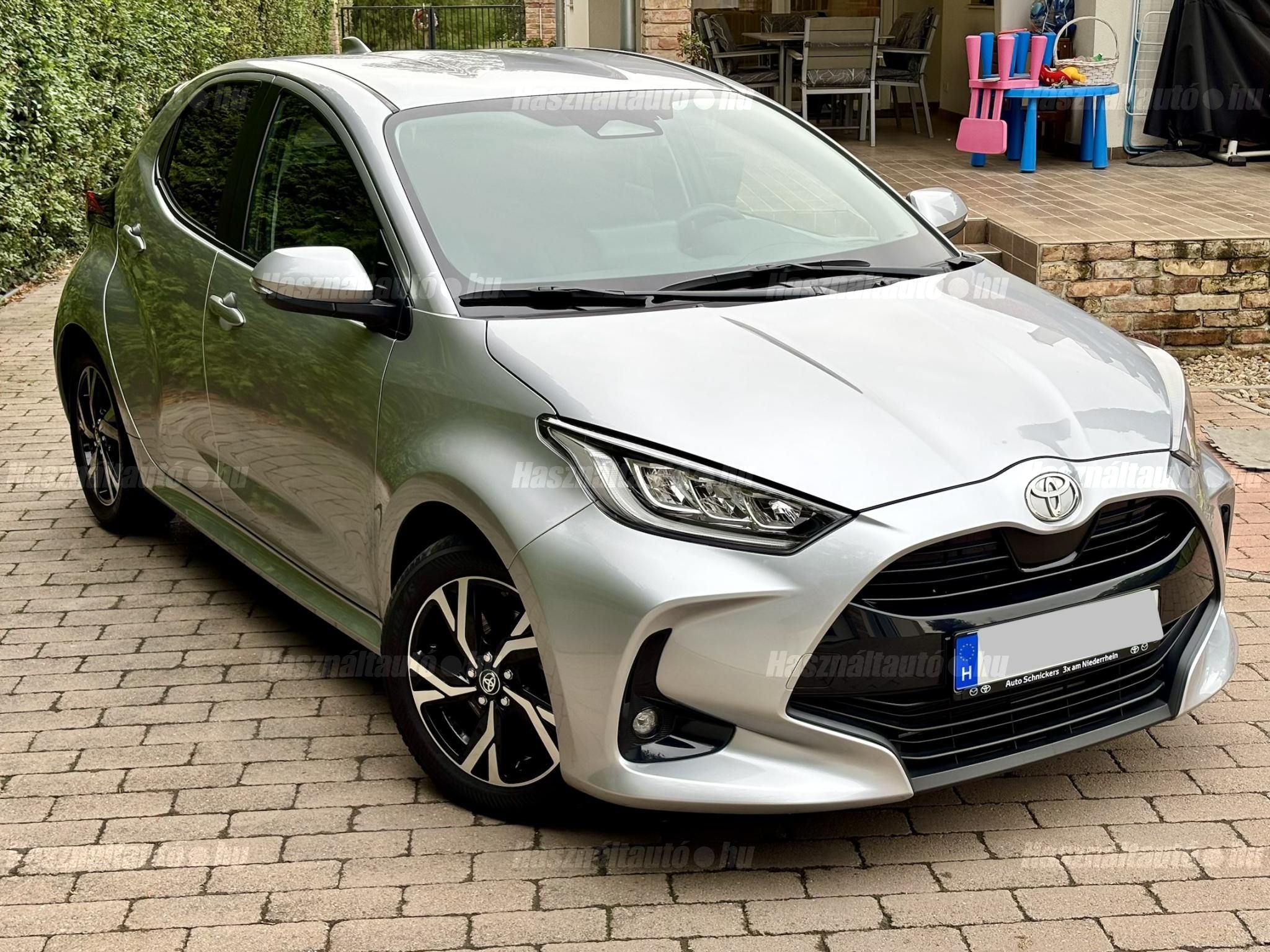 TOYOTA YARIS 2025/3 - 1